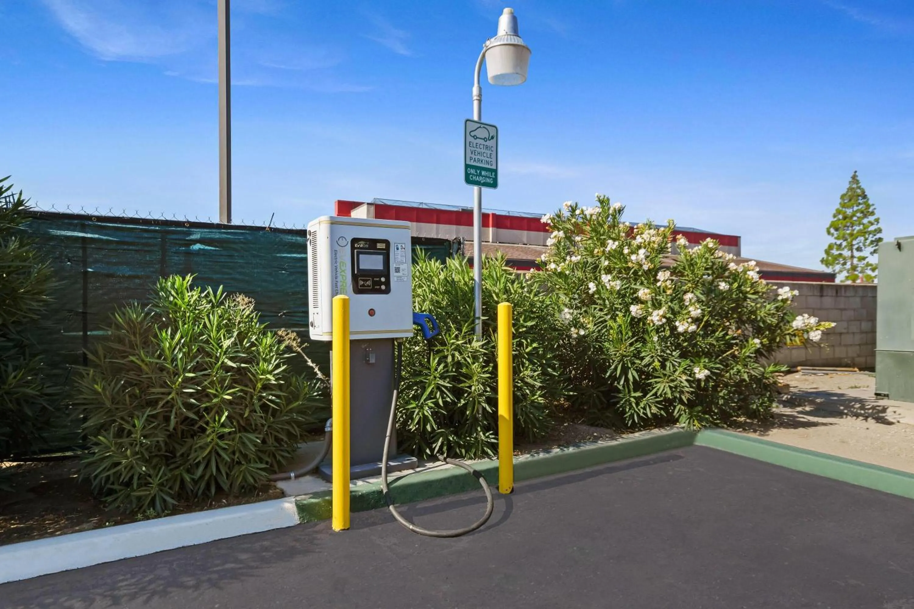 Property building in Days Inn by Wyndham Lost Hills