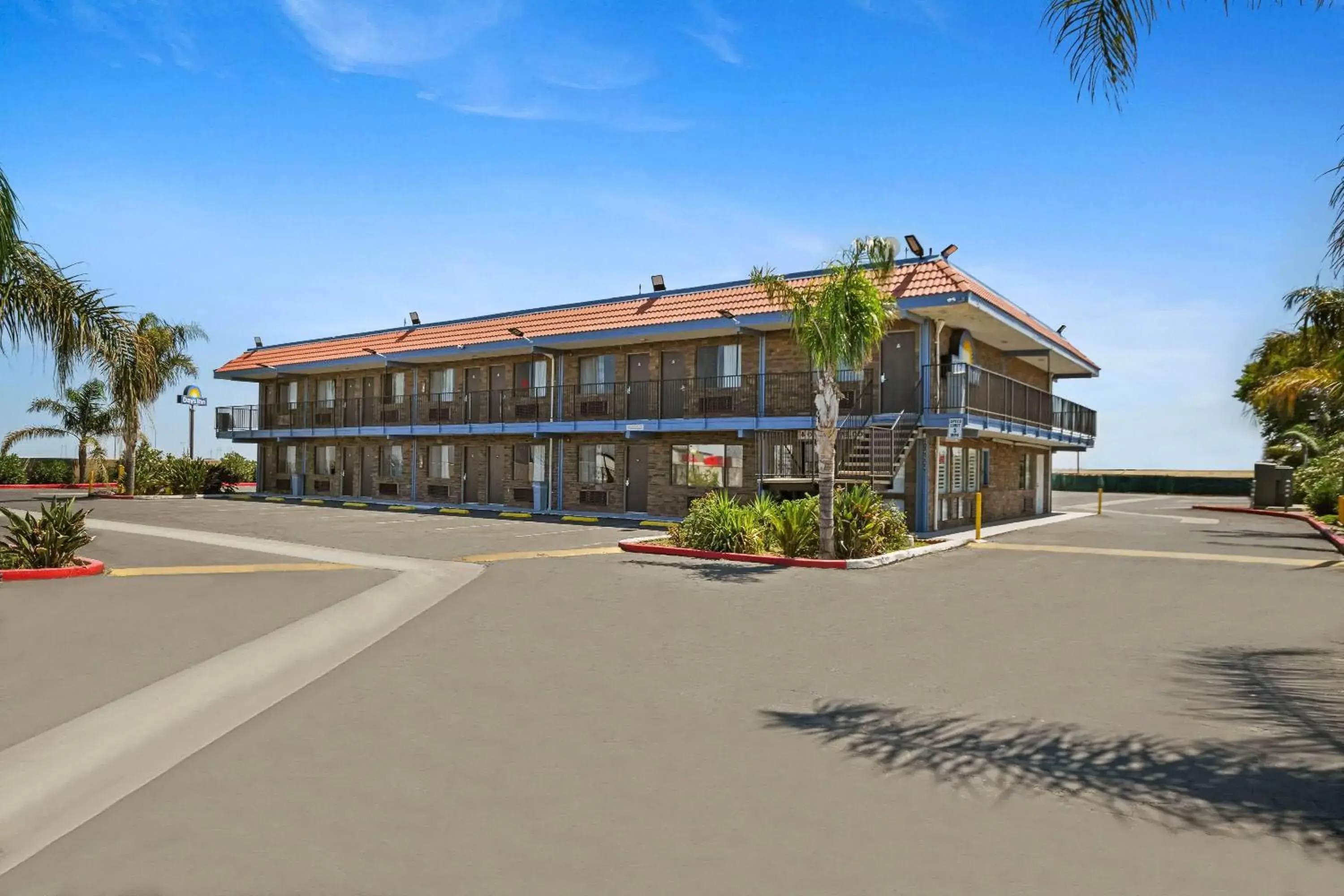 Property building in Days Inn by Wyndham Lost Hills Property building in Days Inn by Wyndham Lost Hills