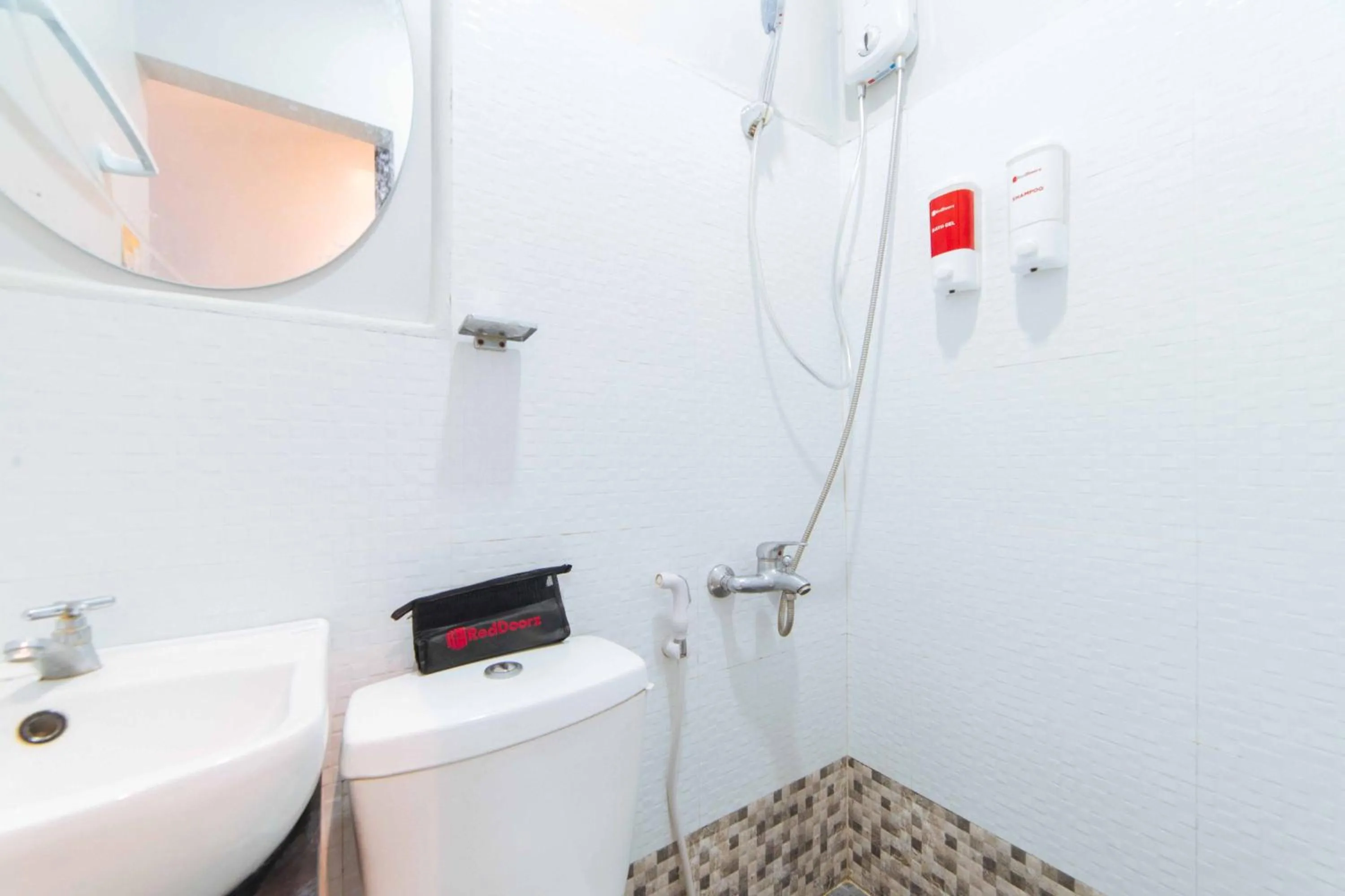 Bathroom in RedDoorz near G Mall Bajada Davao