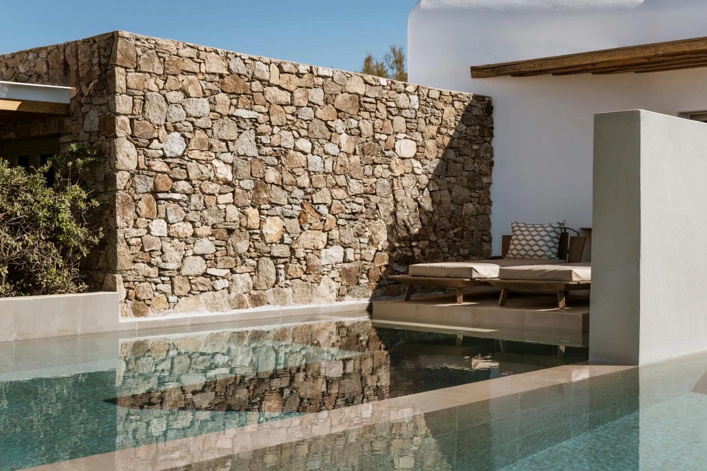 Patio in Mykonos Soul Luxury Suites