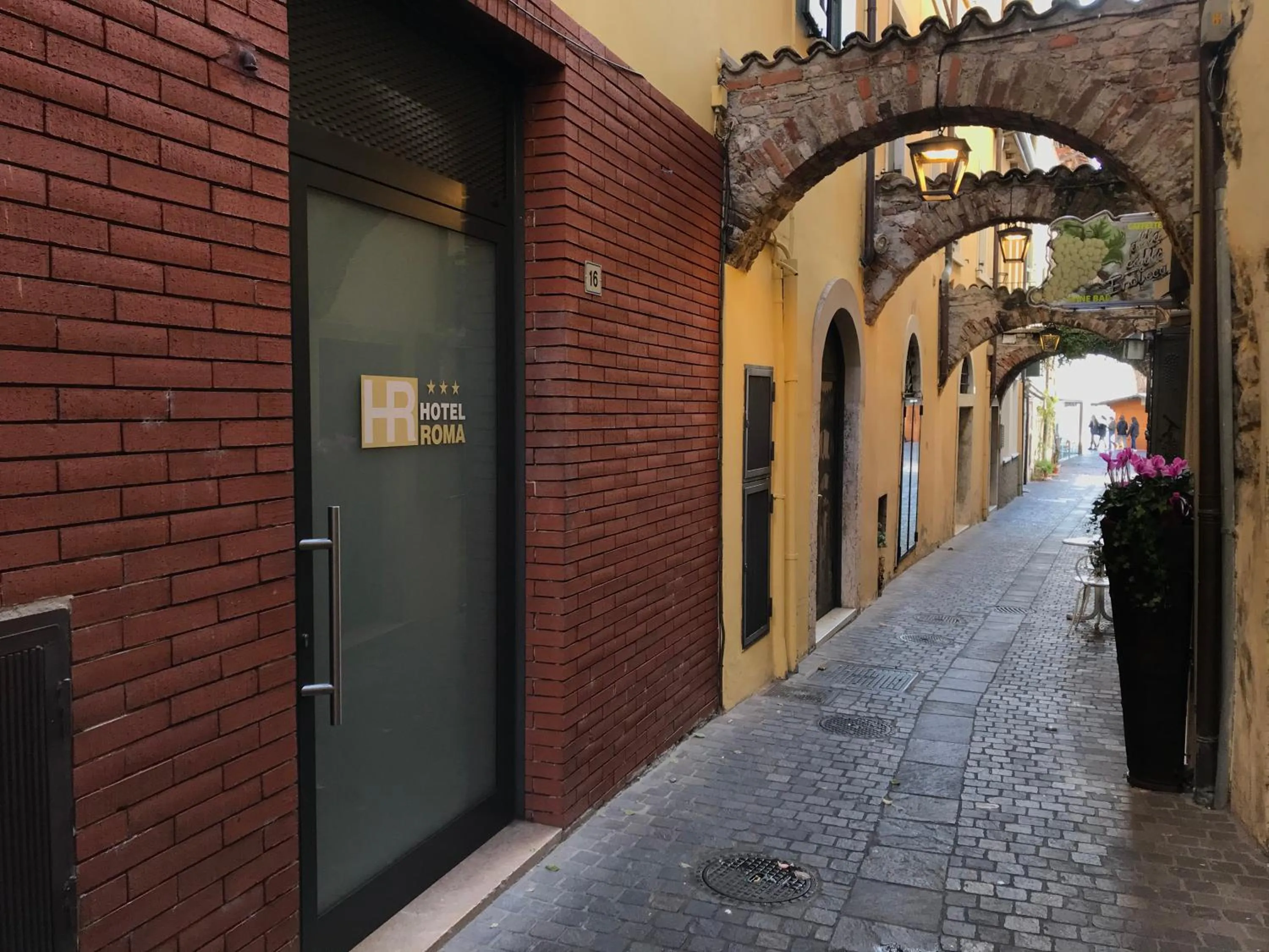 Facade/entrance in Hotel Roma