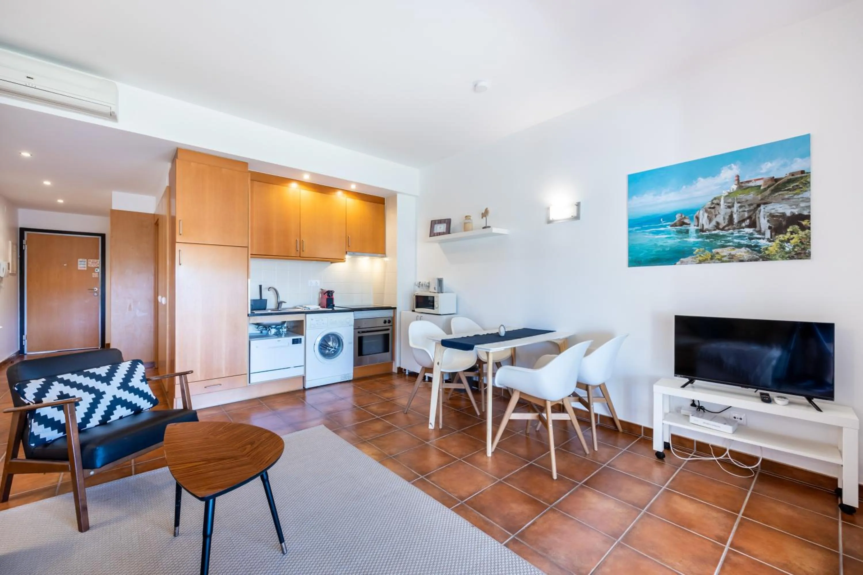 Communal lounge/ TV room in IM On Casa do Navegador