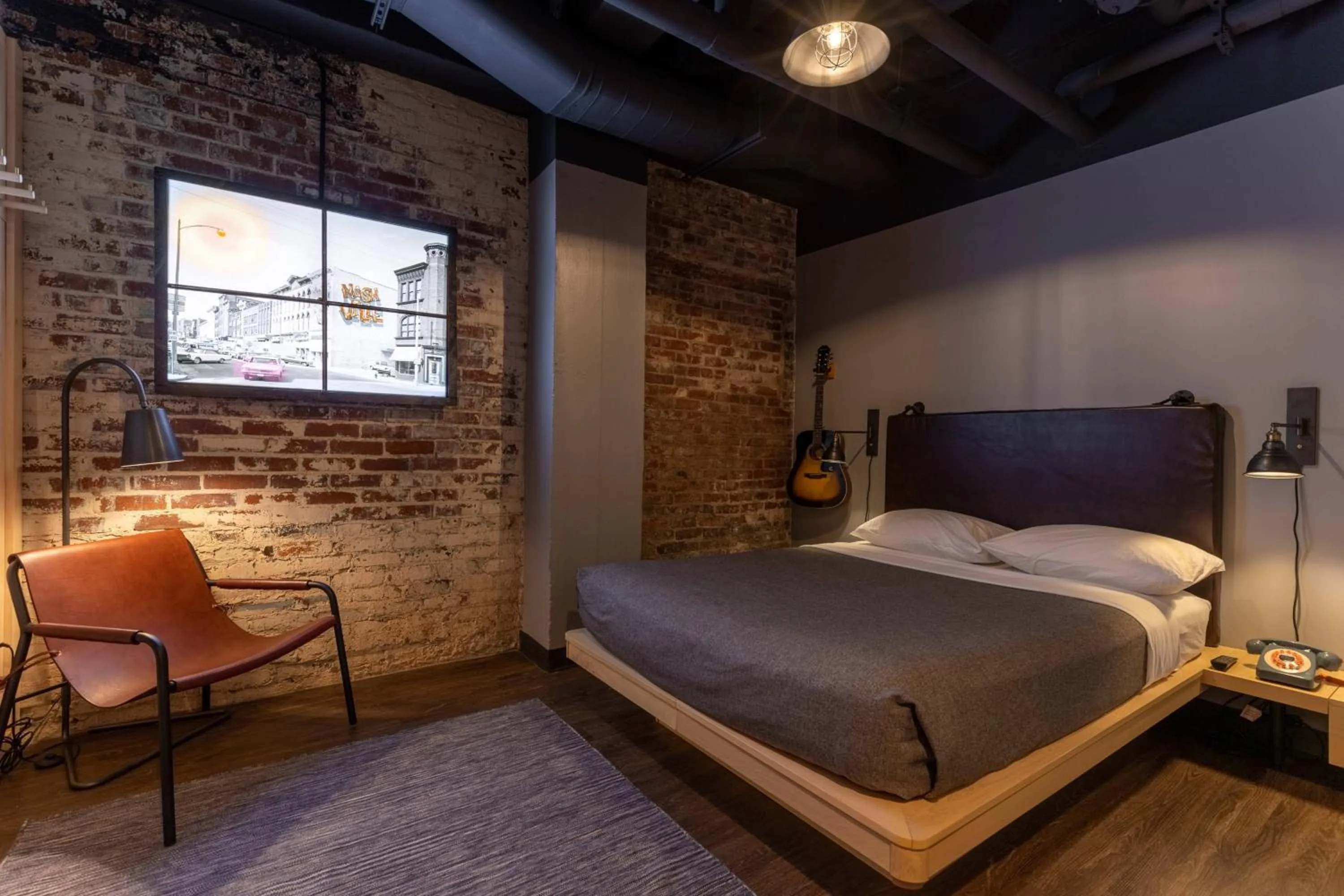 Photo of the whole room, Bed in Moxy Nashville Downtown