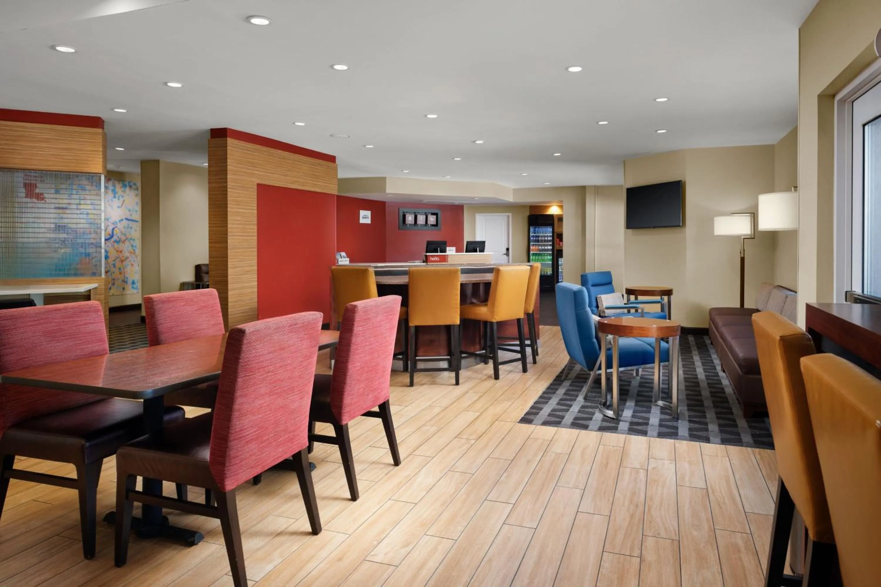 Breakfast in TownePlace Suites by Marriott Lafayette South