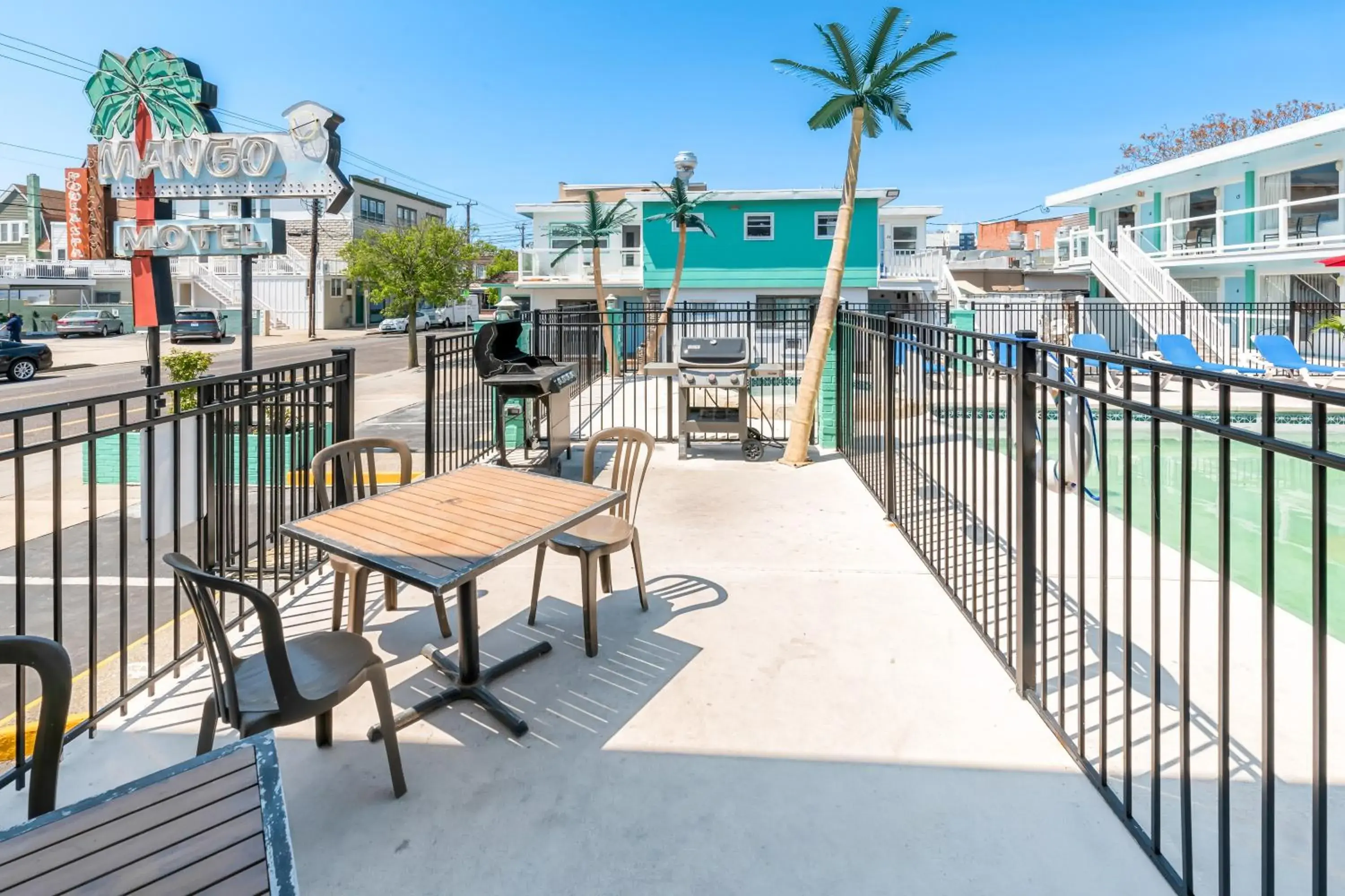 Property building in Mango Motel Wildwood Beach & Boardwalk Property building in Mango Motel Wildwood Beach & Boardwalk
