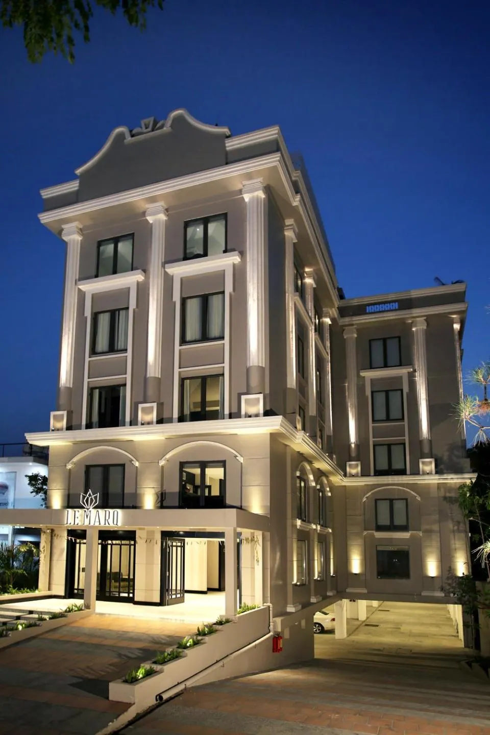 Property building in LEMARQ