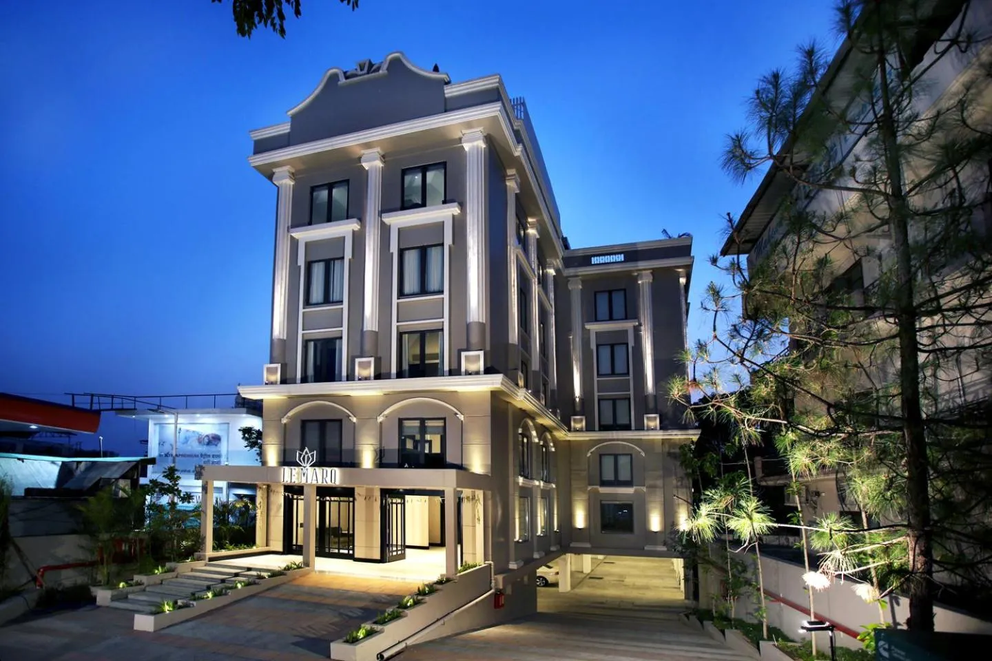 Property building in LEMARQ