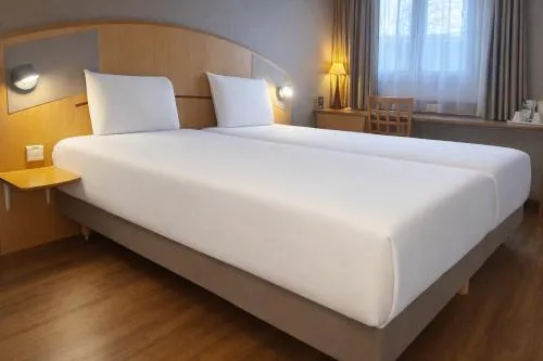 Kyriad Hotel Montpellier Centre Antigone