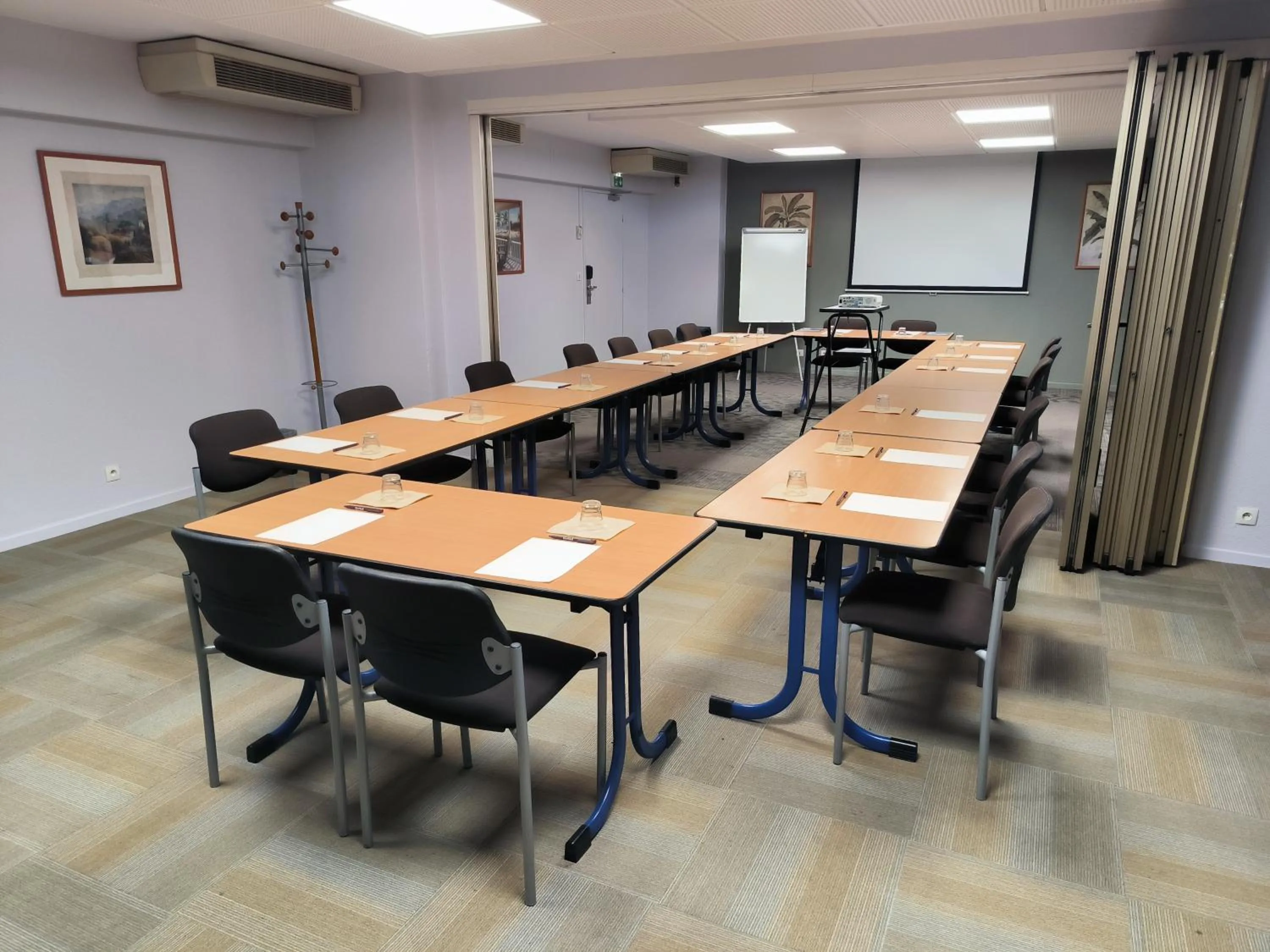 Meeting/conference room in Kyriad Hotel Montpellier Centre Antigone