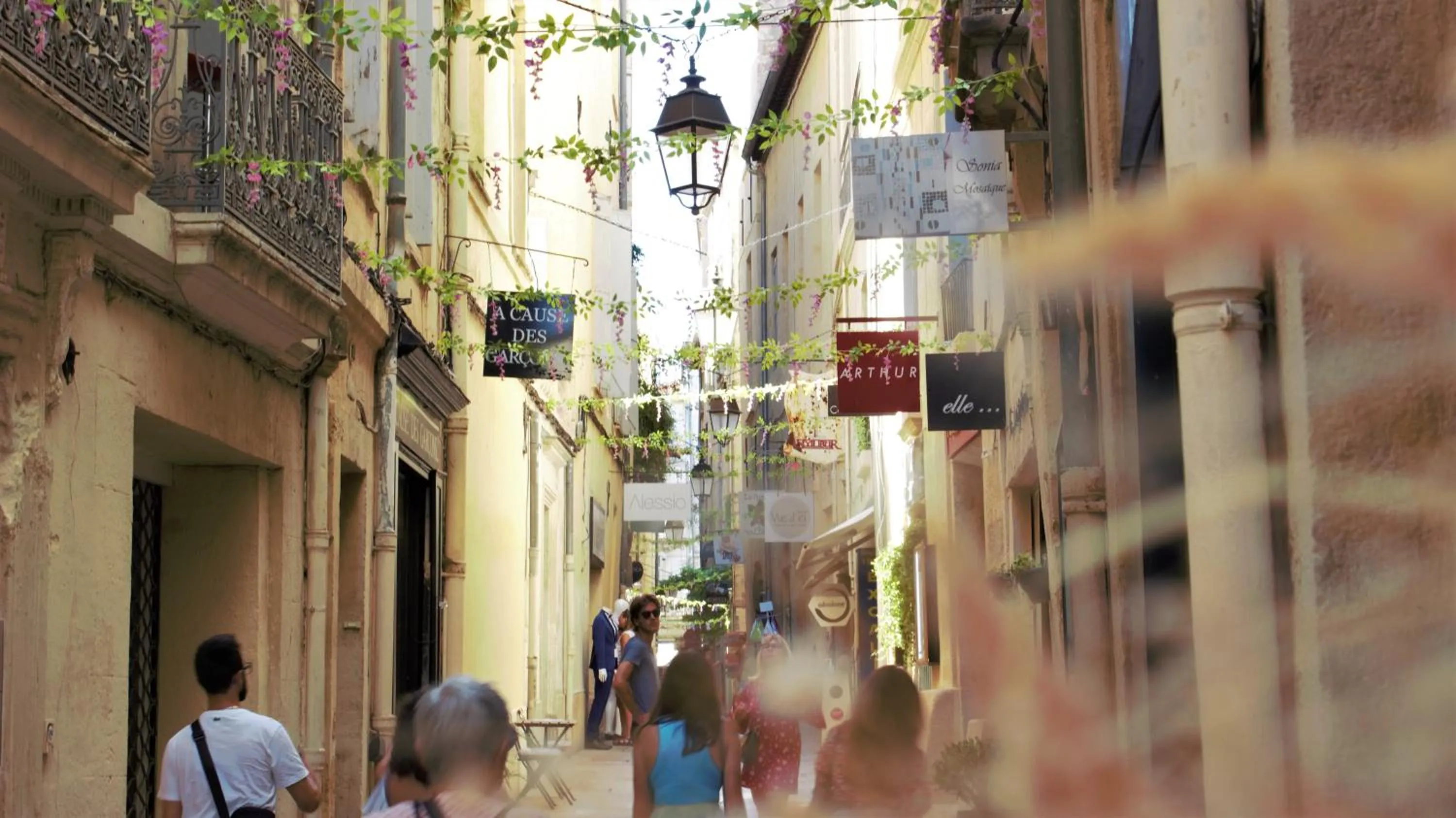 Neighbourhood in Kyriad Hotel Montpellier Centre Antigone