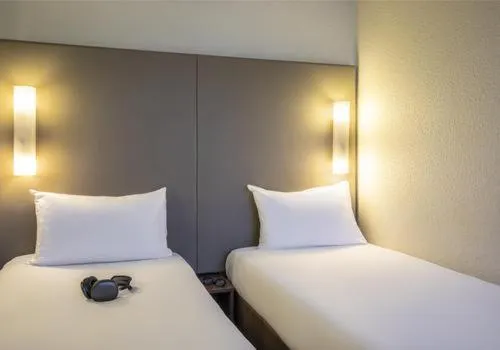 Bed in Campanile Hotel Beauvais