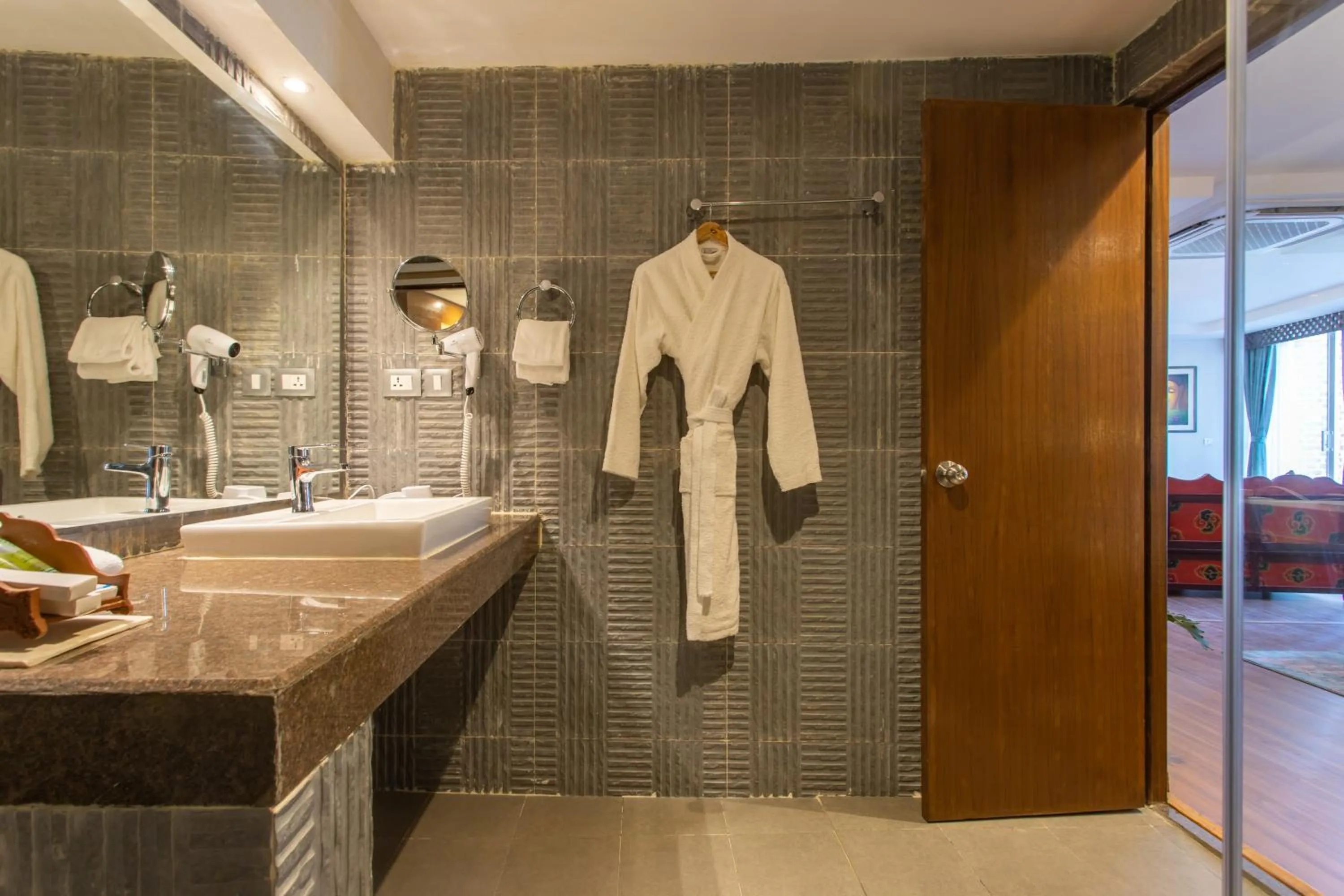 Bathroom in Hotel Sarathi