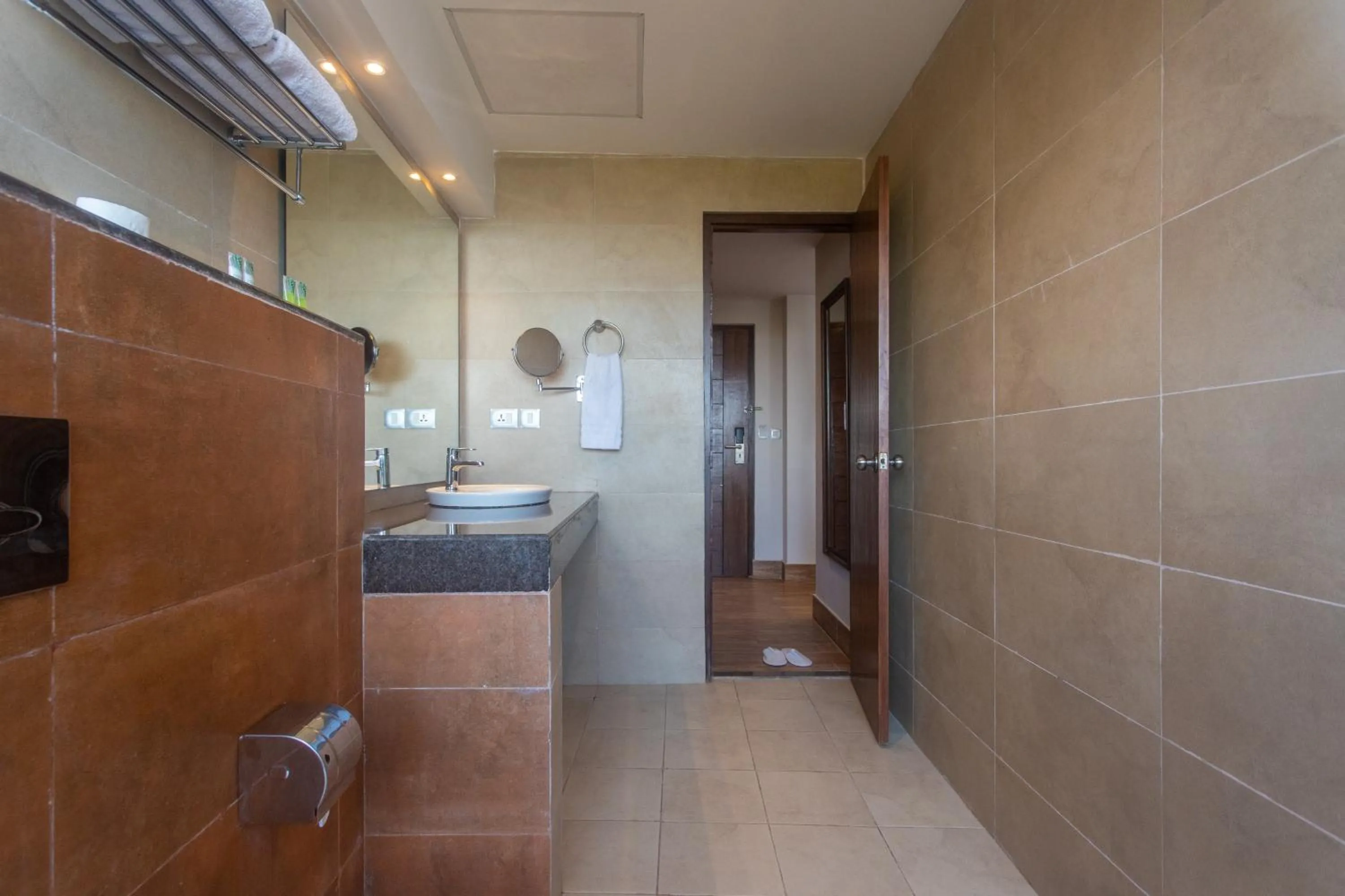 Bathroom in Hotel Sarathi