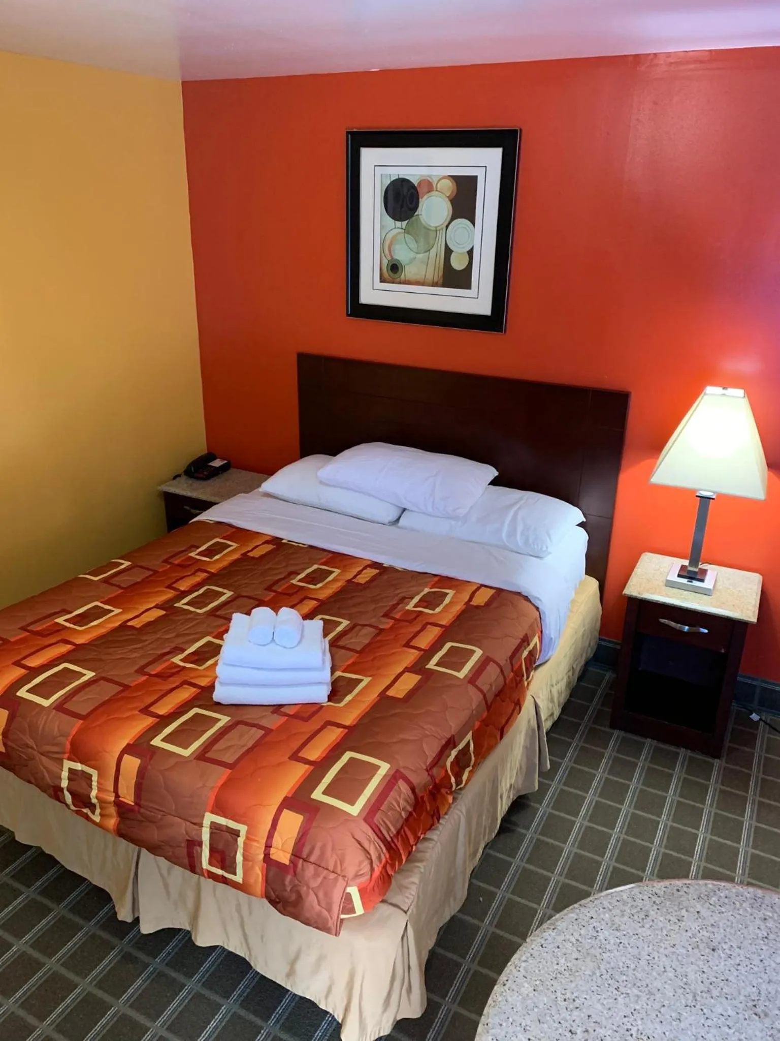 Bed in Scottish Inns Wrightstown