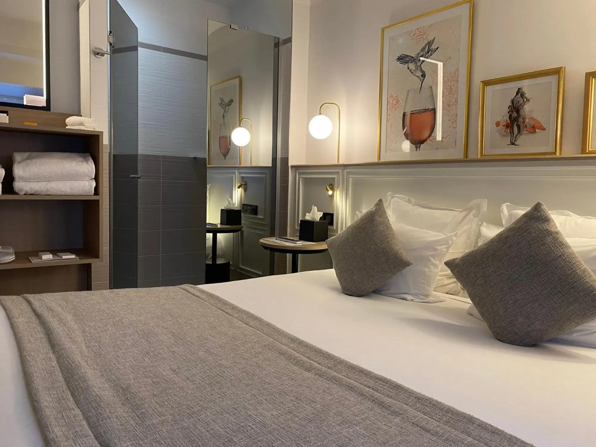 Bed in XO Hotel Paris Bed in XO Hotel Paris