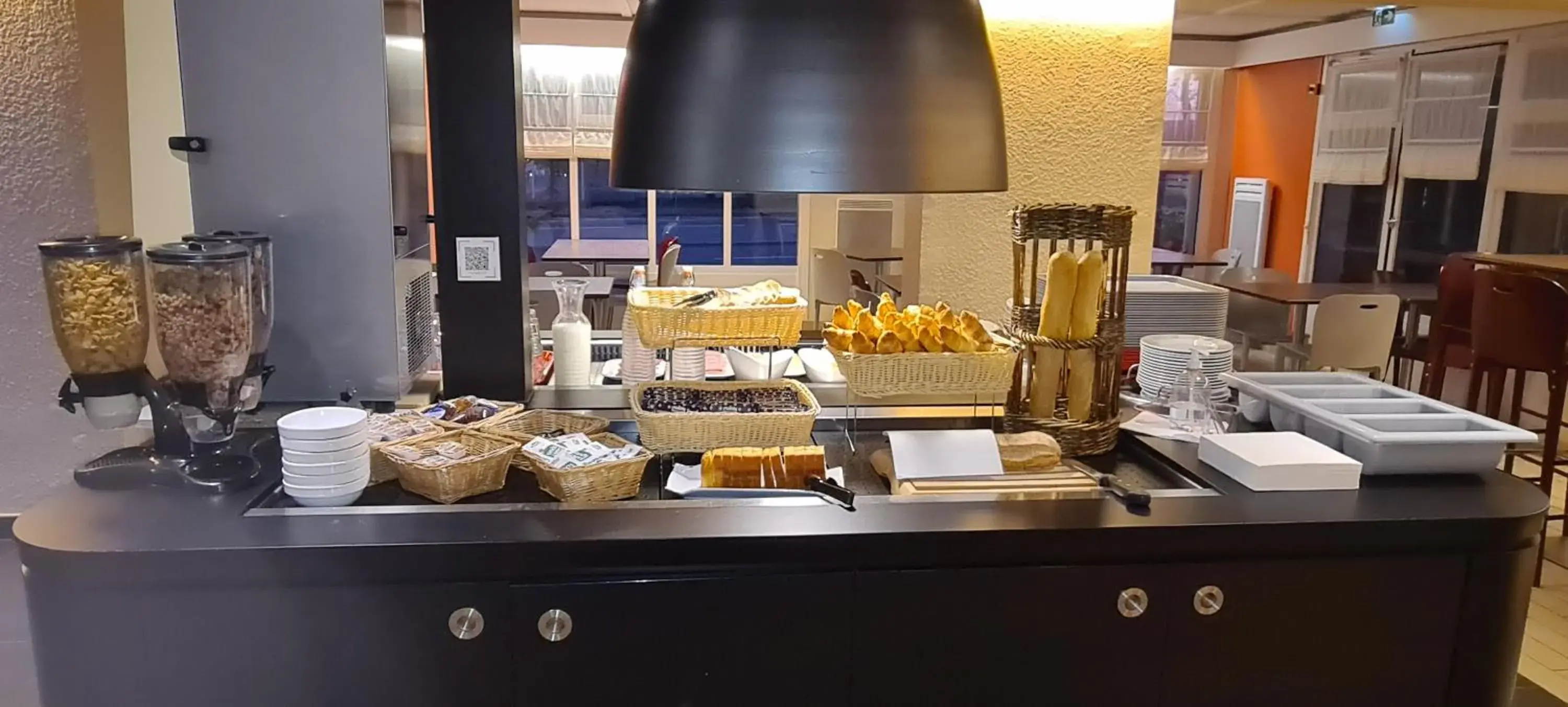 Breakfast in Kyriad Direct Nancy Sud -Vandoeuvre - Rénové Breakfast in Kyriad Direct Nancy Sud -Vandoeuvre - Rénové