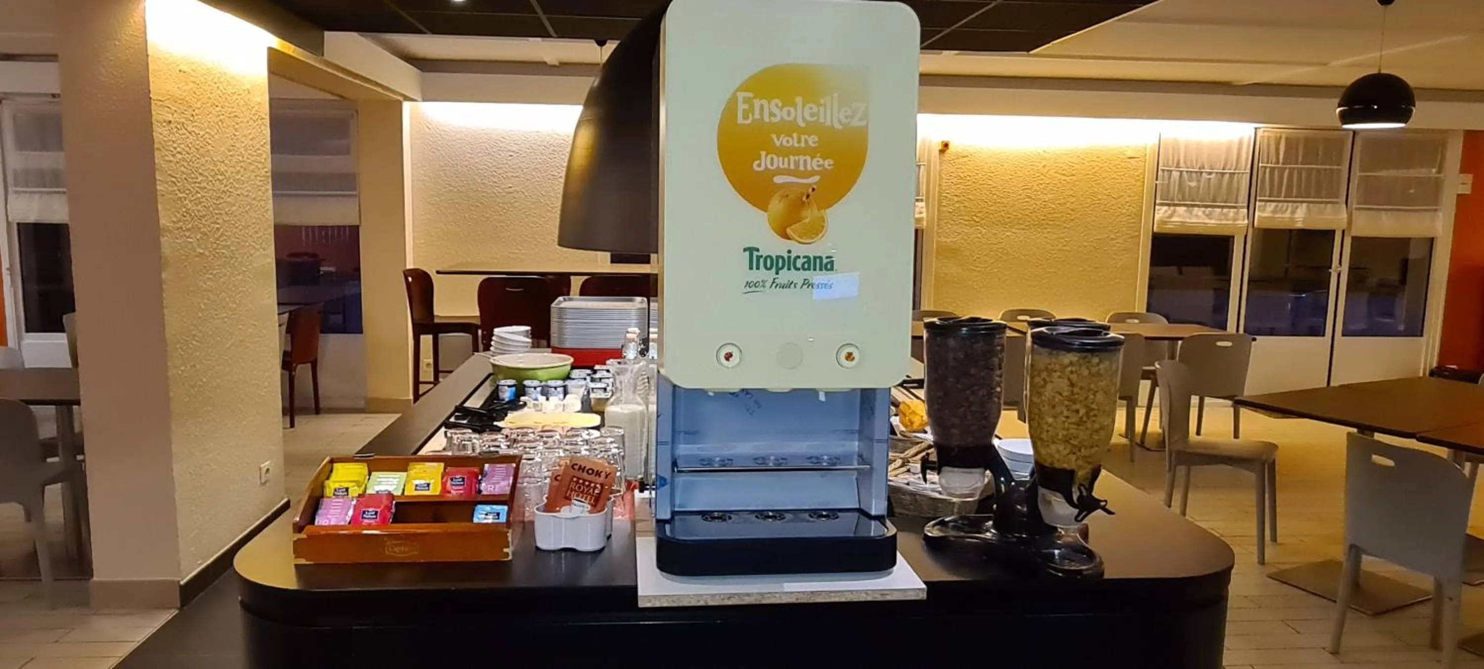 Food and drinks in Kyriad Direct Nancy Sud -Vandoeuvre - Rénové