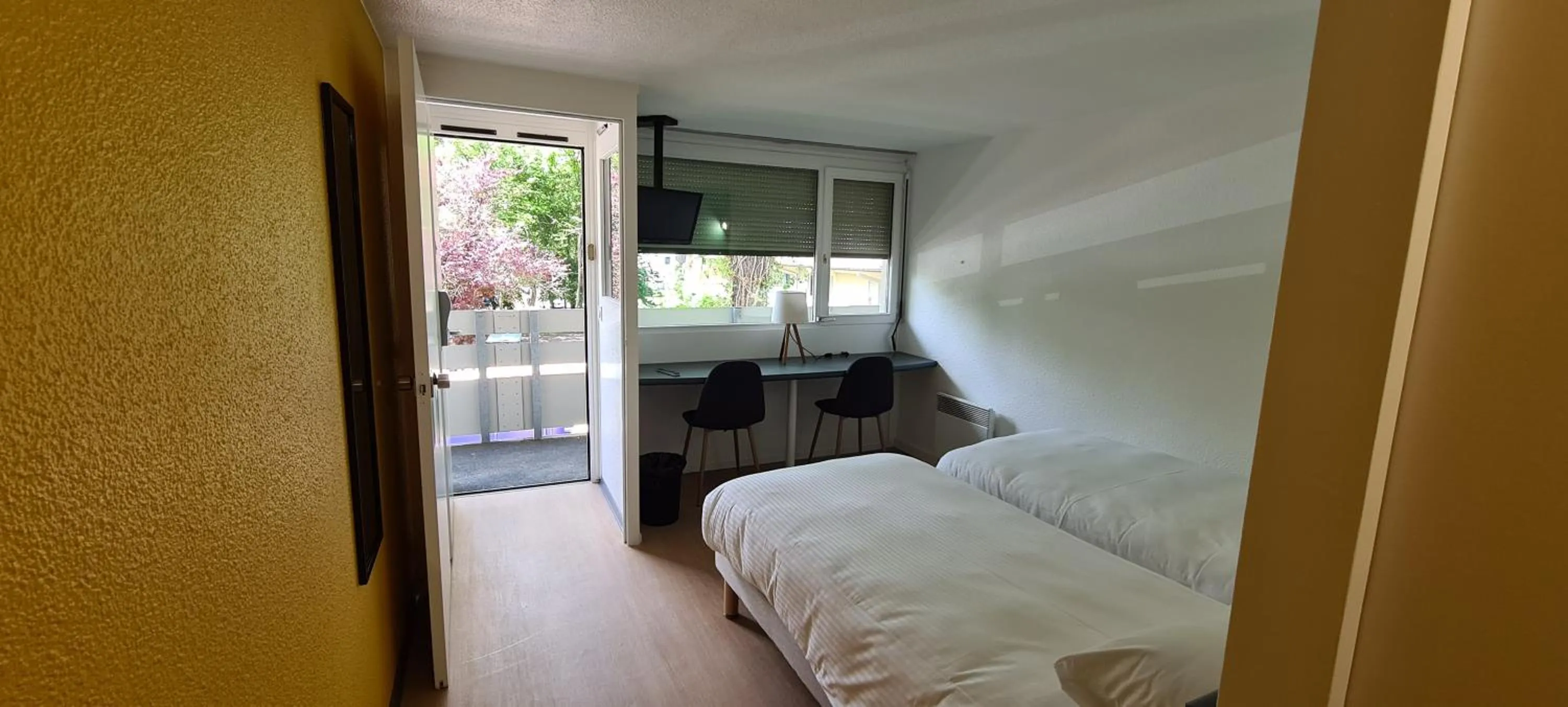 Photo of the whole room, Bed in Kyriad Direct Nancy Sud -Vandoeuvre - Rénové