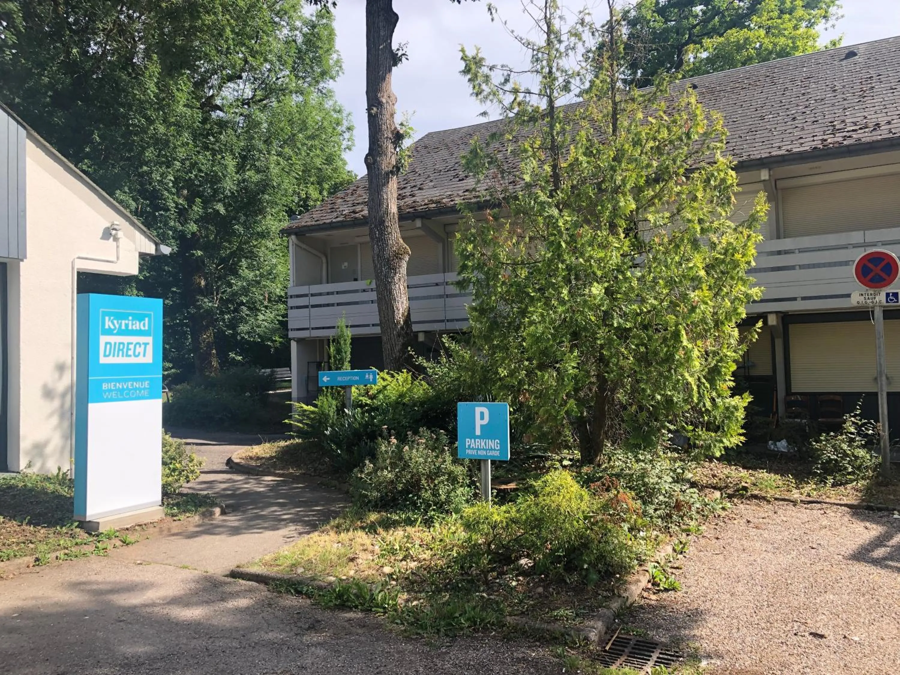 Property building in Kyriad Direct Nancy Sud -Vandoeuvre - Rénové