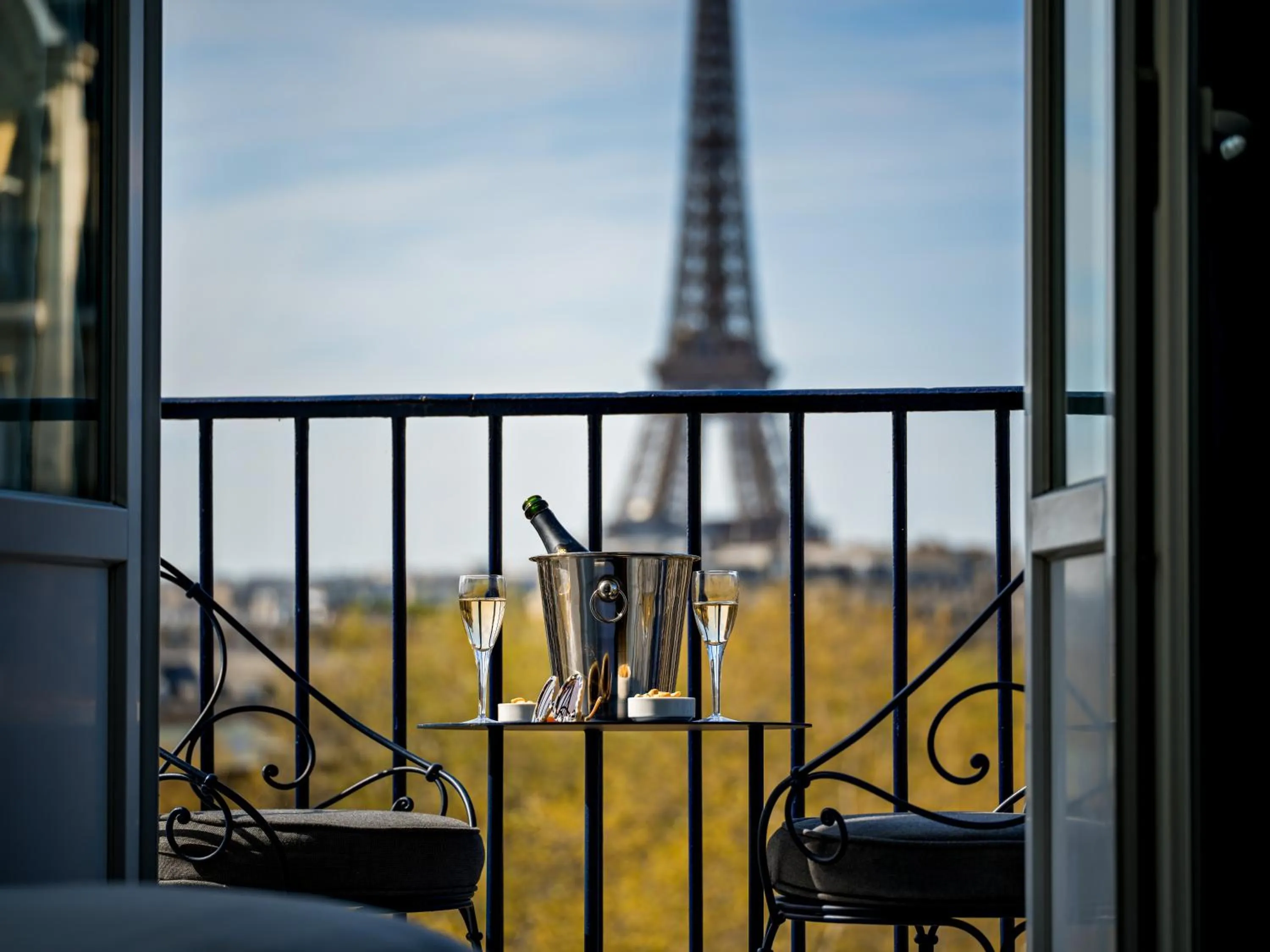 View (from property/room) in Hotel Duquesne Eiffel