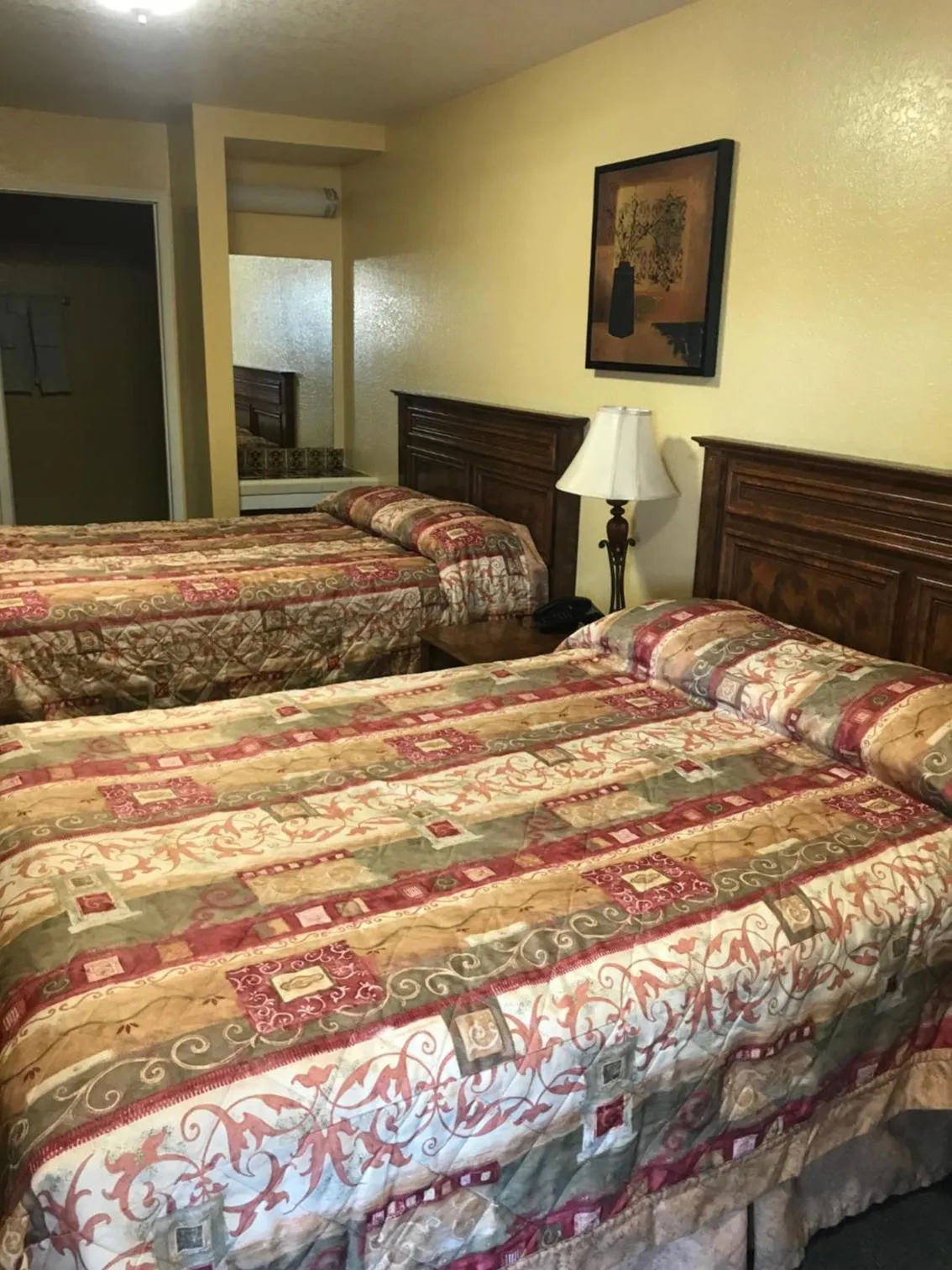 Bed in Hacienda Motel