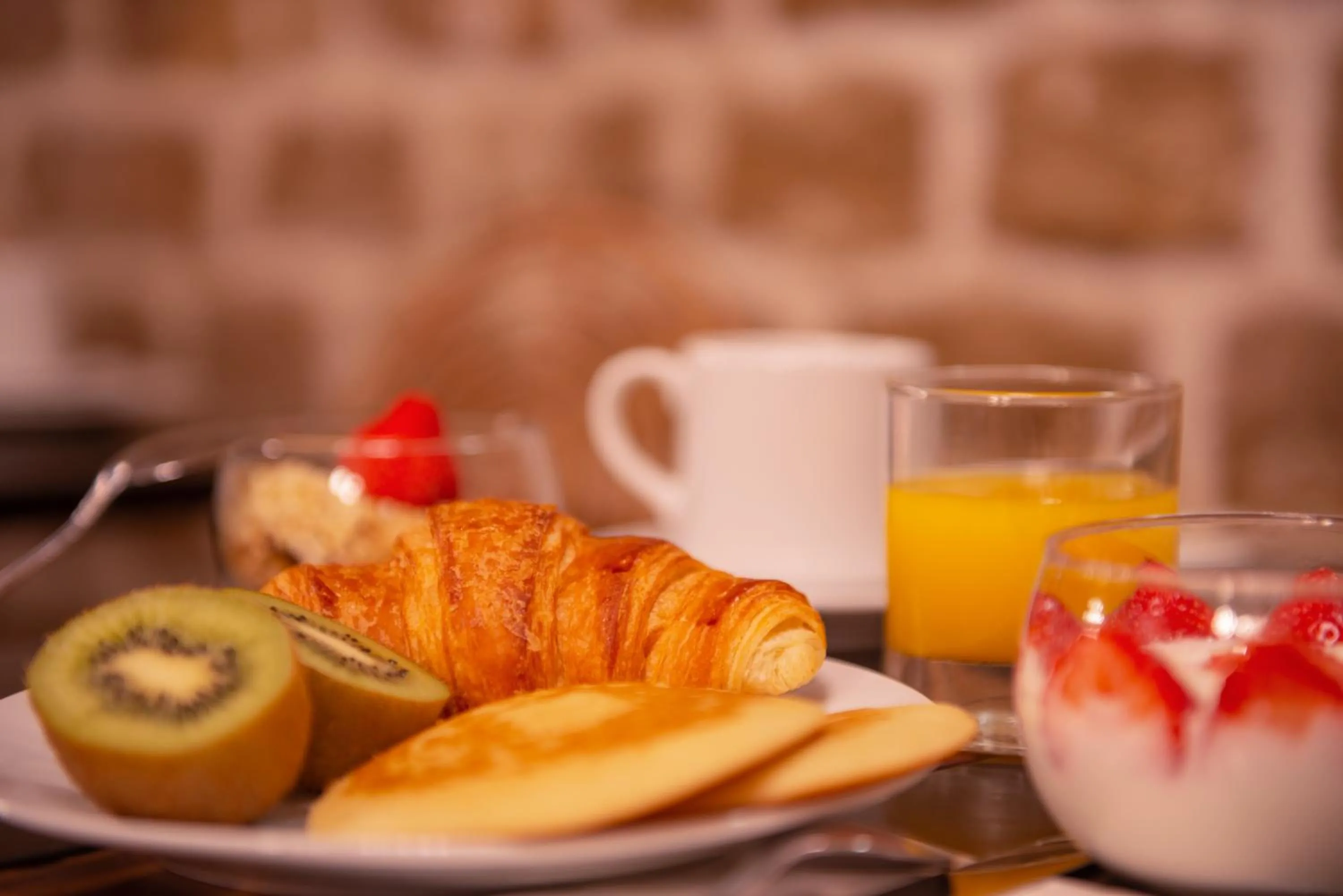 Continental breakfast in Hôtel Istria by Magna Arbor