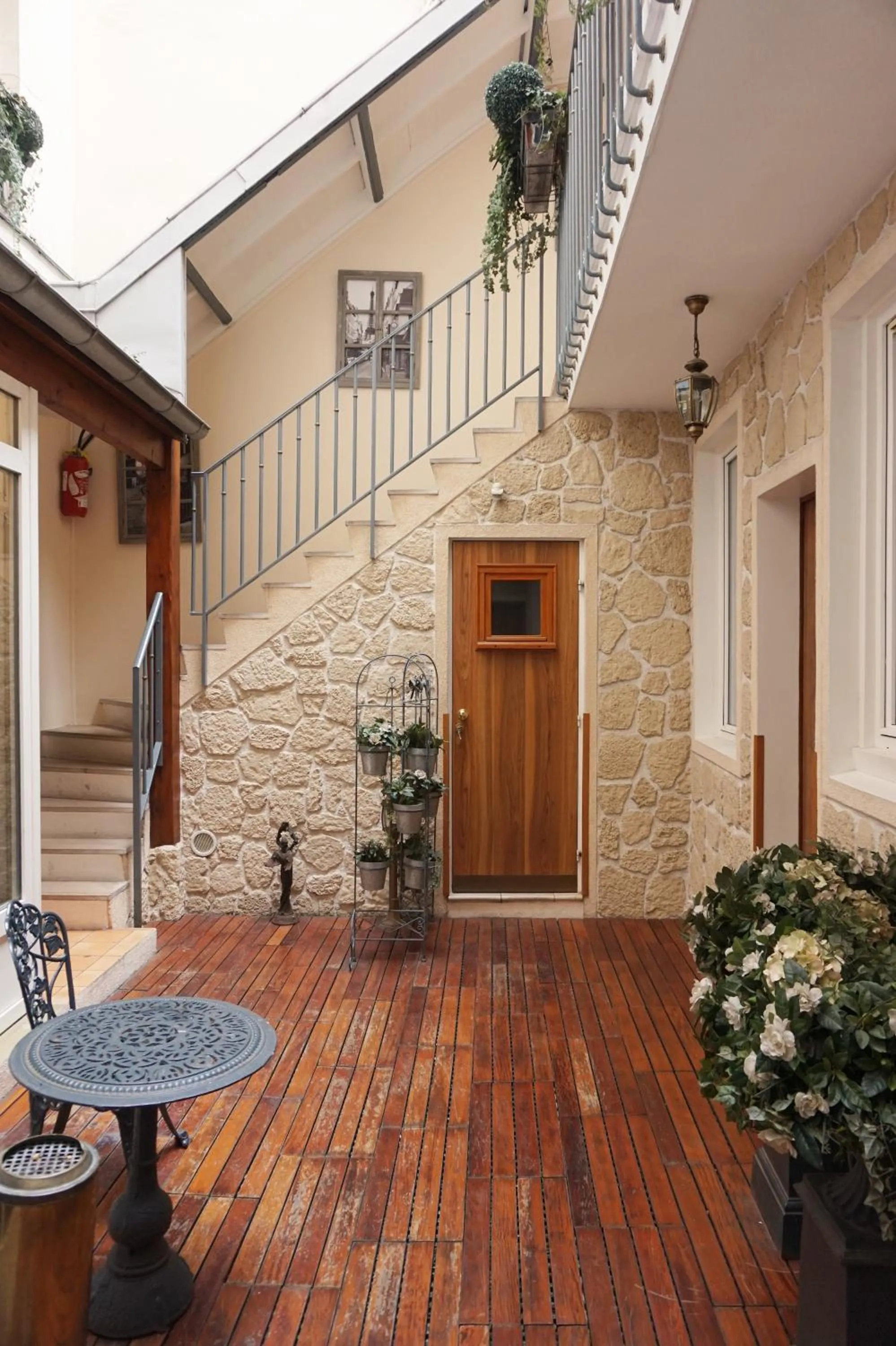 Patio in Hôtel Istria by Magna Arbor