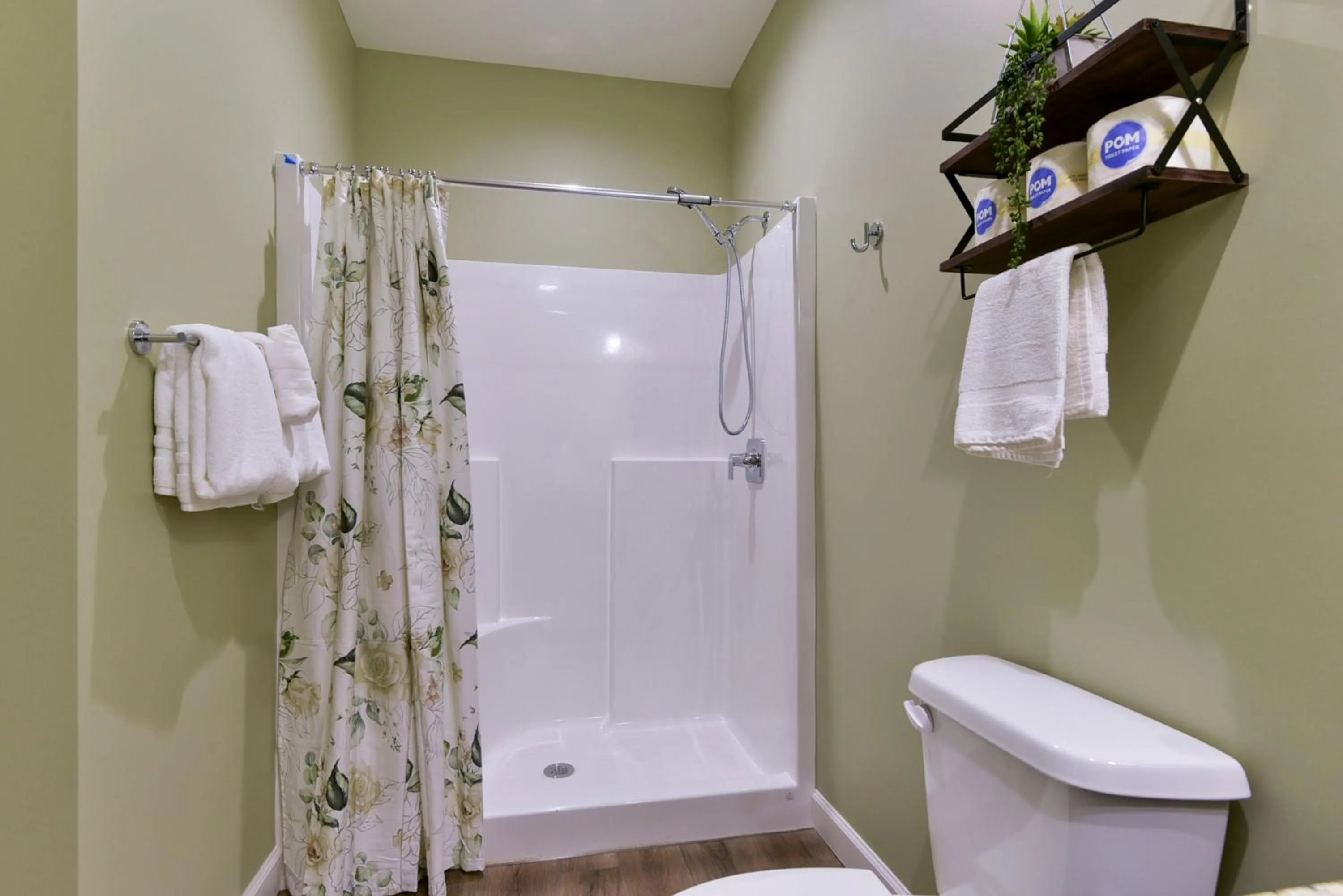 Luxury Condos at Thousand Hills - Heart of Branson - Beautifully remodeled - Spacious and Affordable