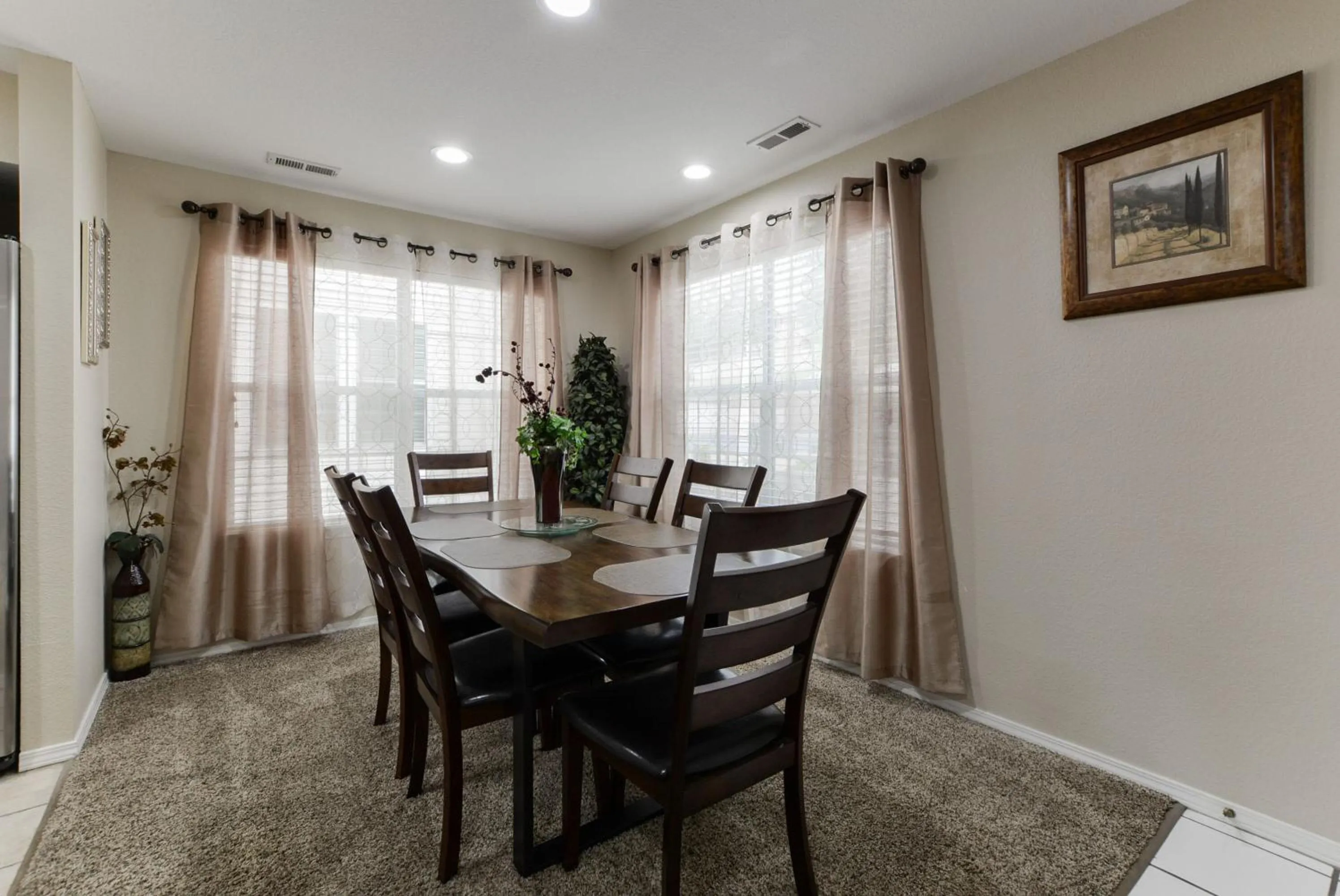 Luxury Condos at Thousand Hills - Heart of Branson - Beautifully remodeled - Spacious and Affordable