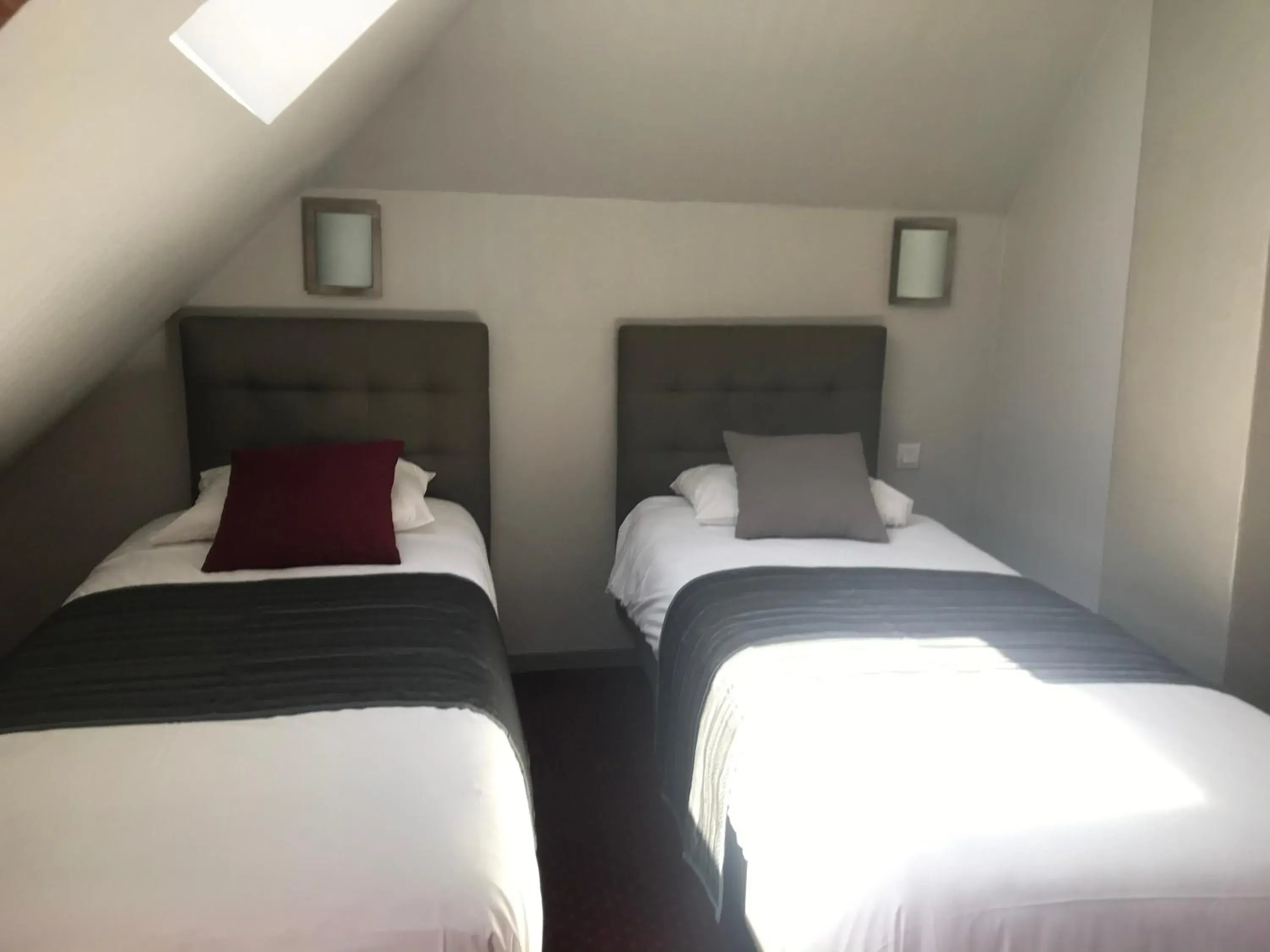 Twin Room in Le Canada Twin Room in Le Canada