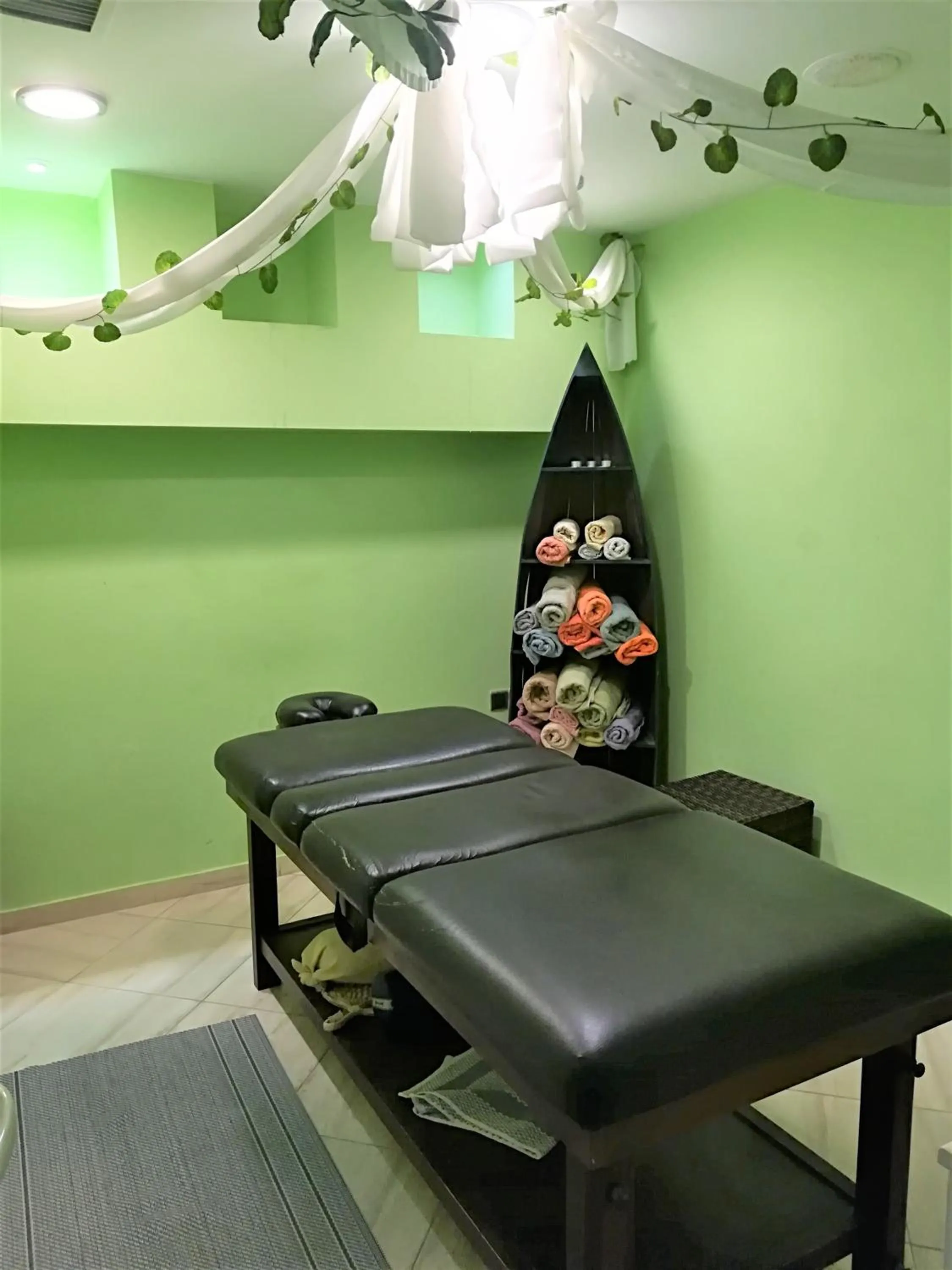 Skourtaniotis spa rooms