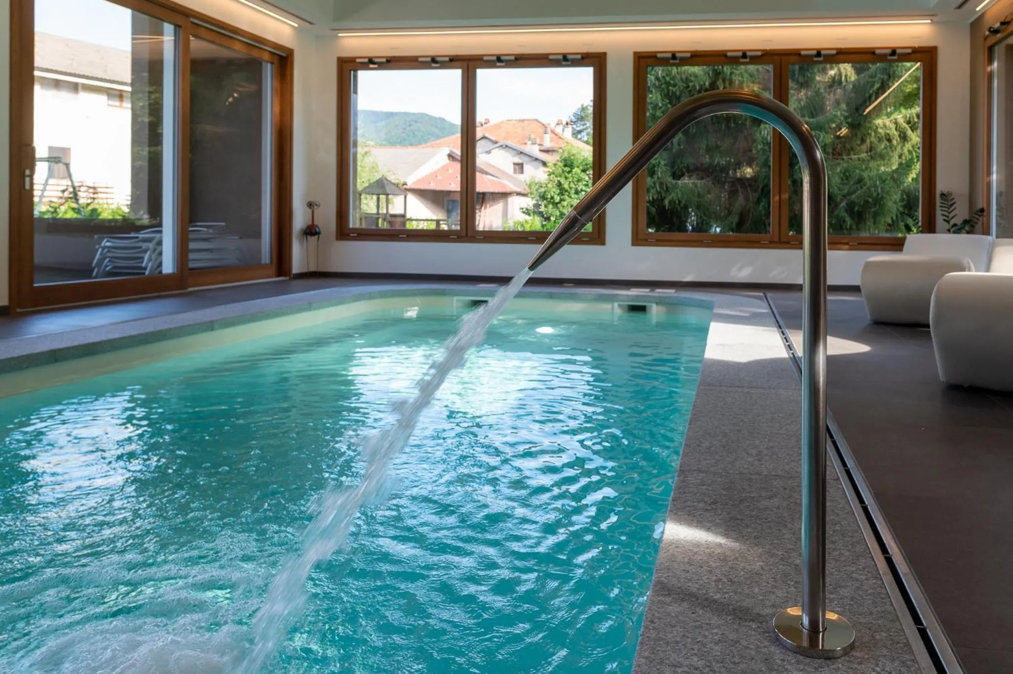 Swimming pool in Hotel Villa Elia