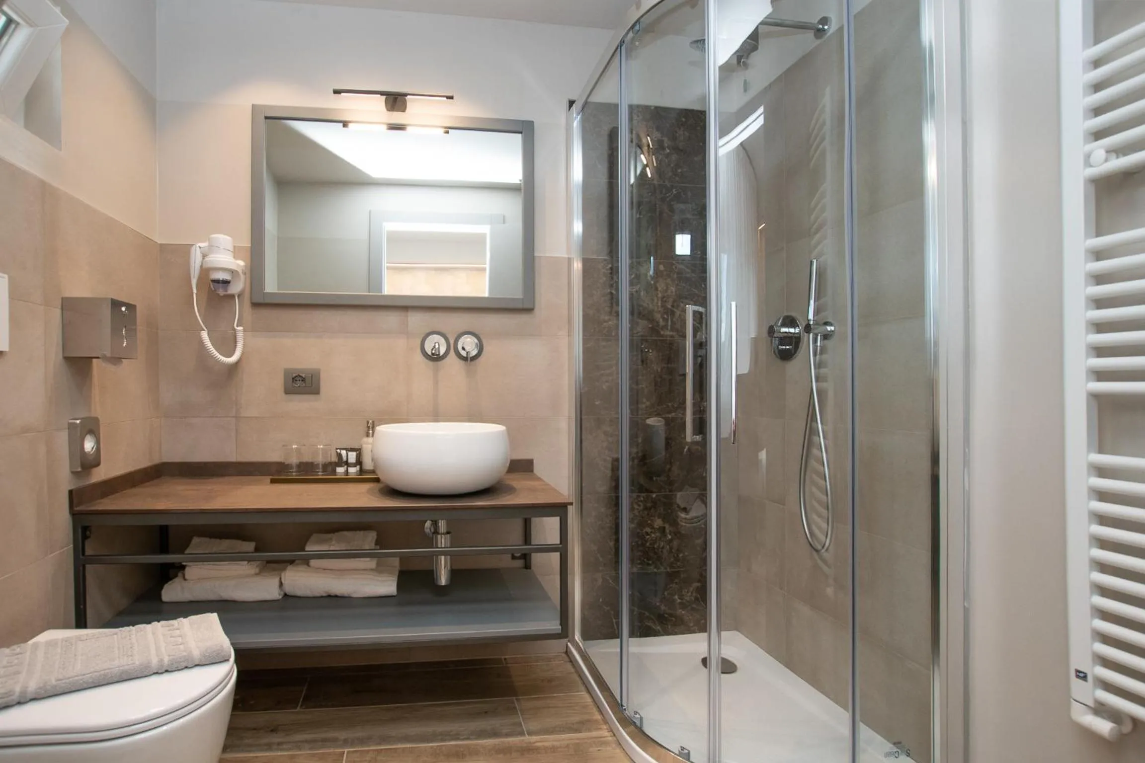 Shower in Hotel Villa Elia