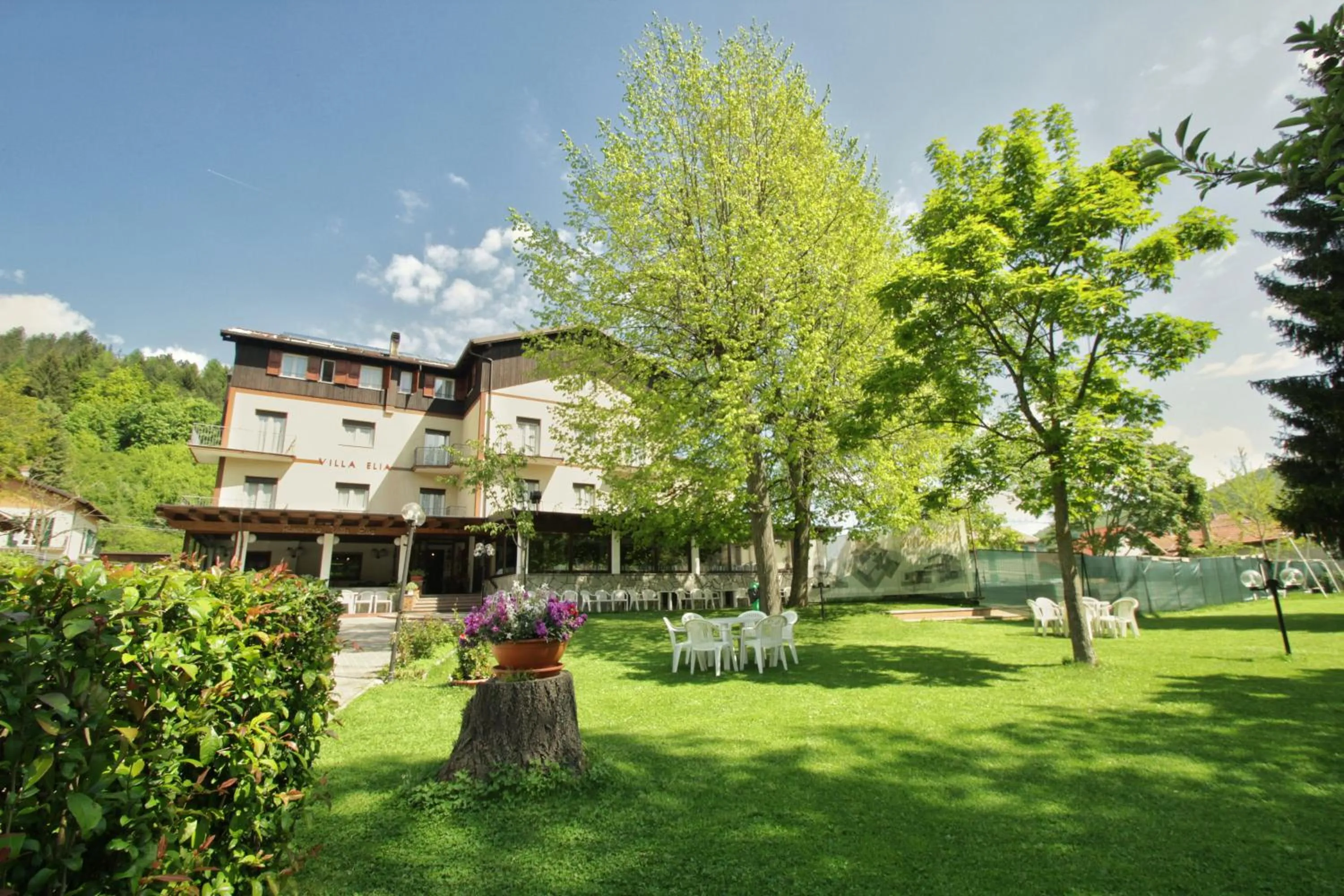Property building in Hotel Villa Elia