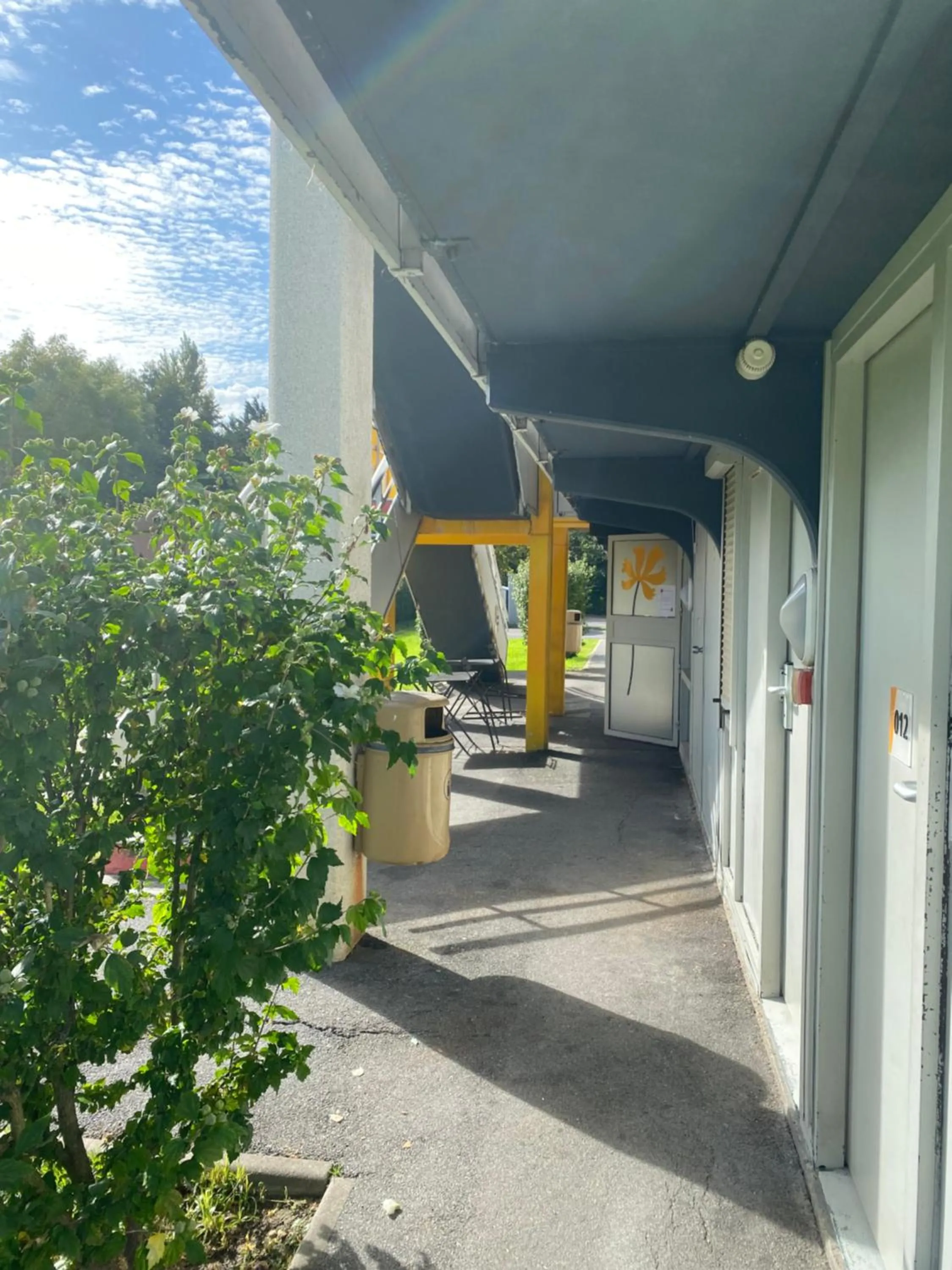 Property building in Premiere Classe Creil - Villers Saint Paul