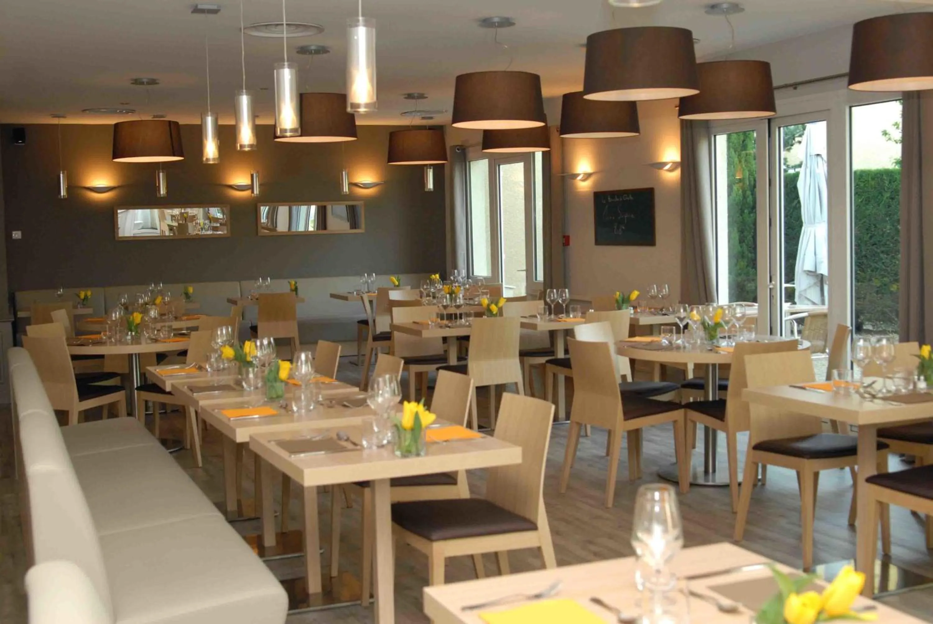 Restaurant/places to eat in Kyriad Valence Nord Bourg-Les-Valence