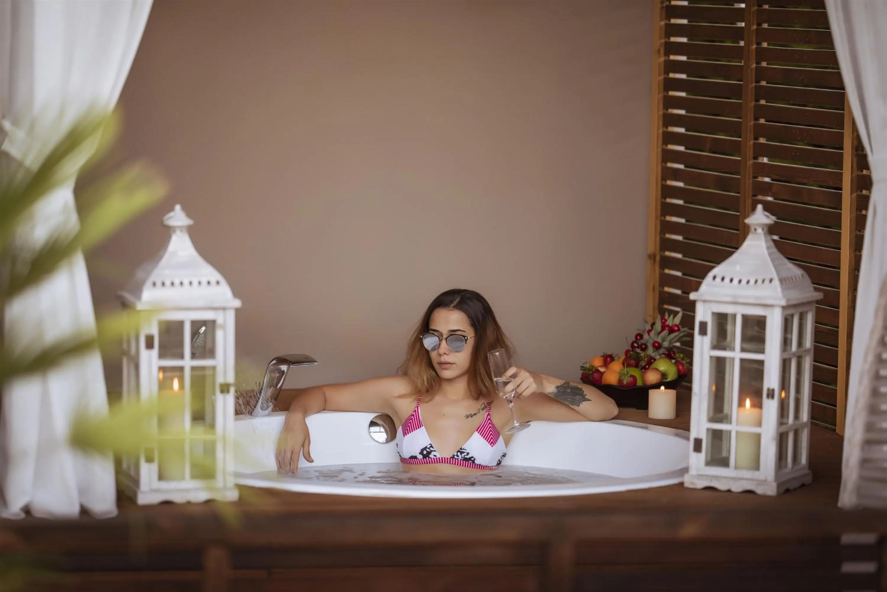 People in Arwen Hotel