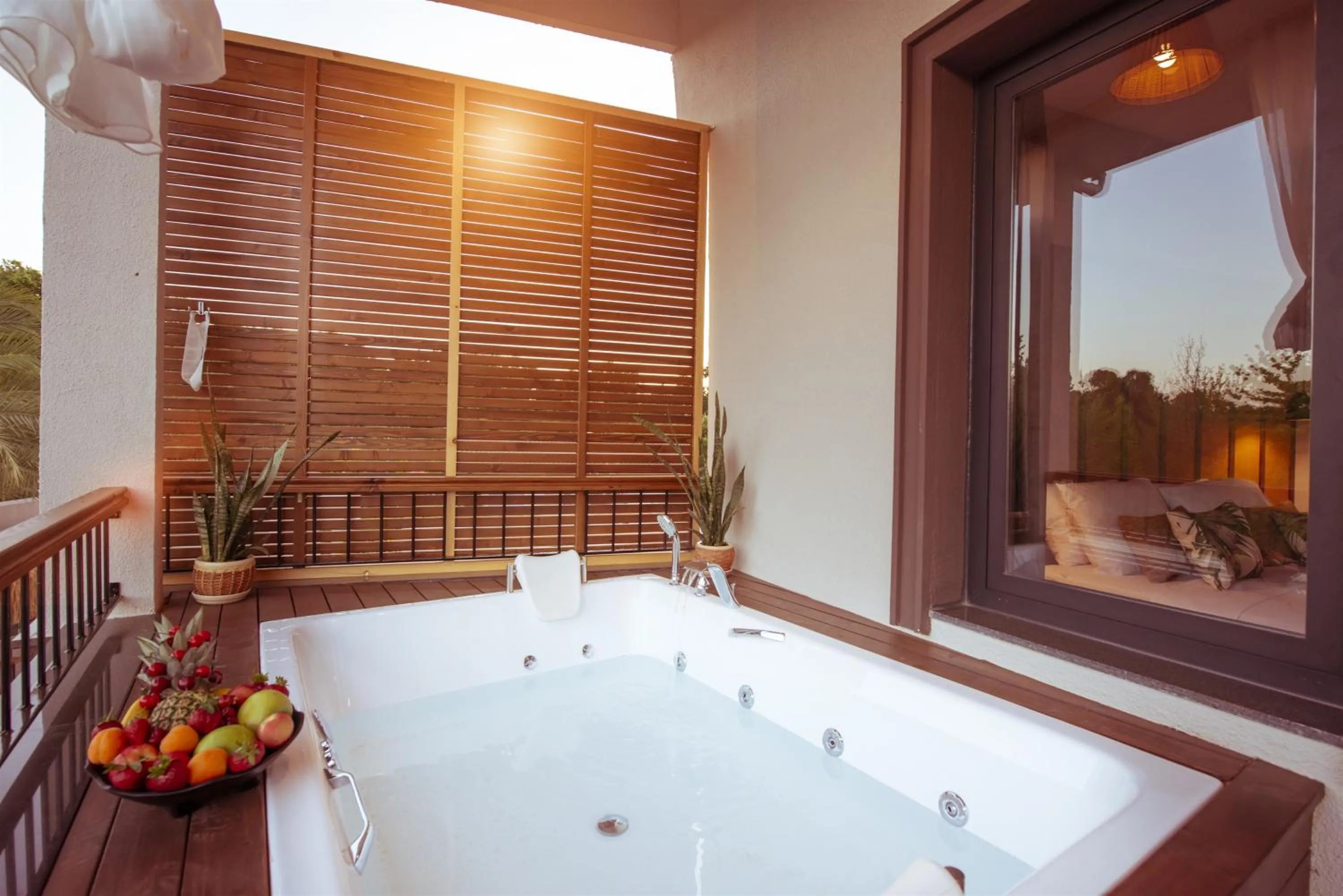 Spring in Arwen Hotel