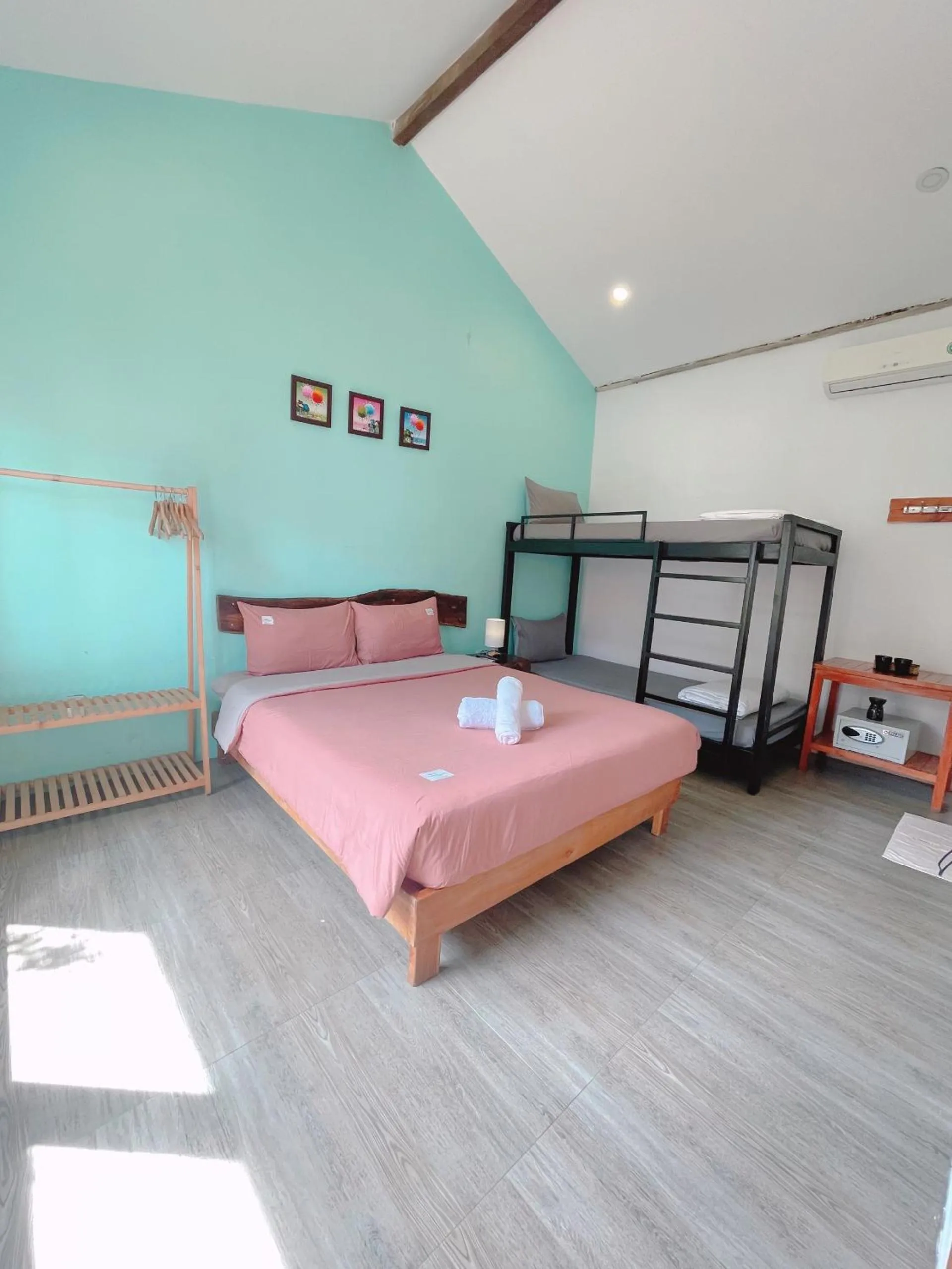 Bed in LANGCHIA HOME