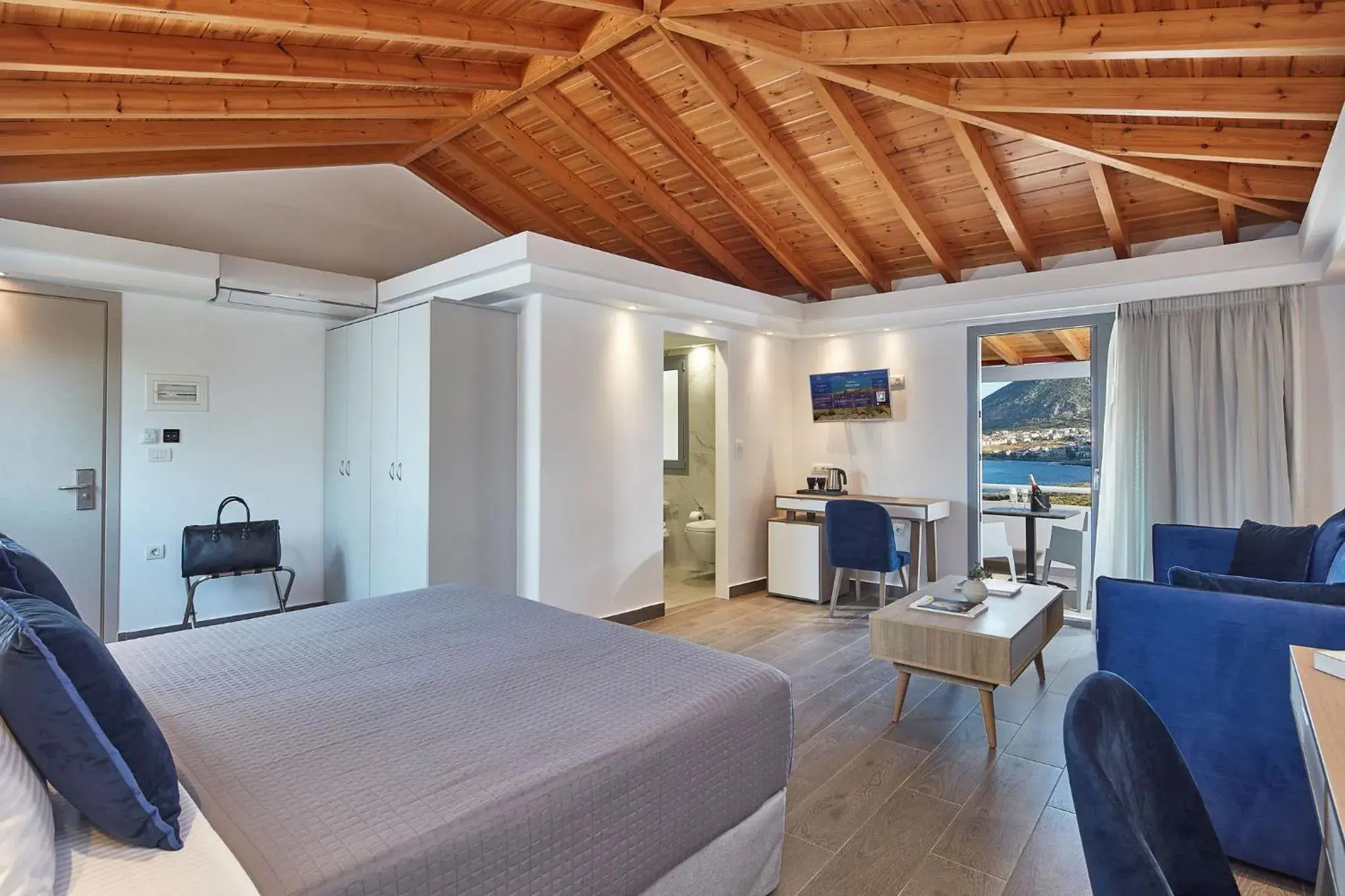 Deluxe Suite with Sea View in ALKINOI RESORT AND SPA Deluxe Suite with Sea View in ALKINOI RESORT AND SPA