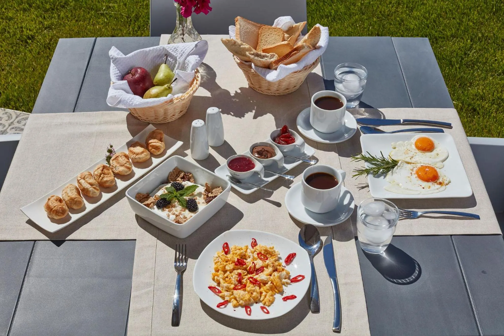 Breakfast in ALKINOI RESORT AND SPA