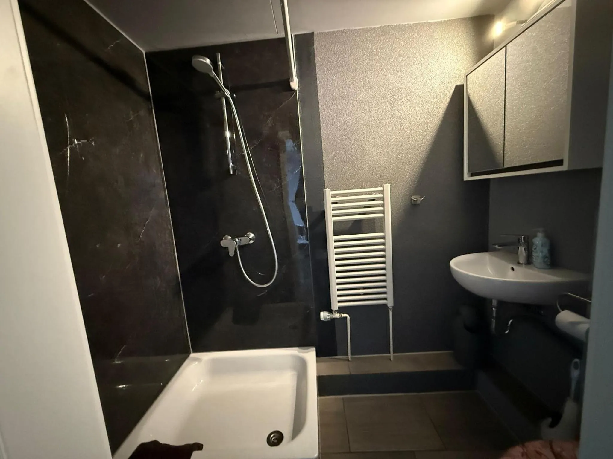 Shower in Flensburg City - 24h