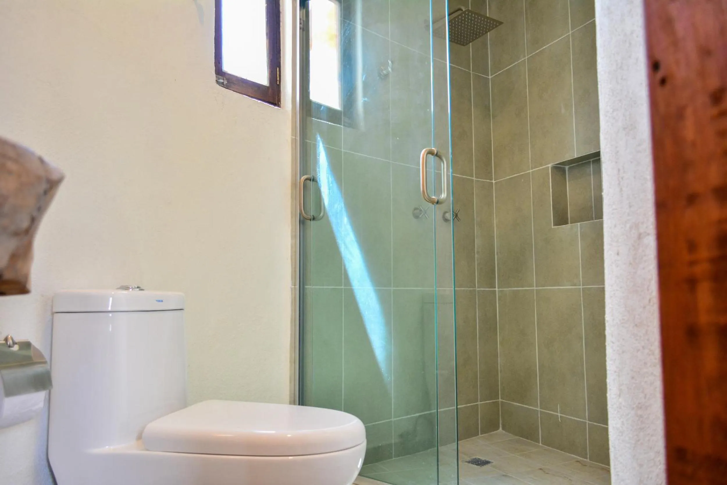 Shower in Zidada Hotel and Chalets