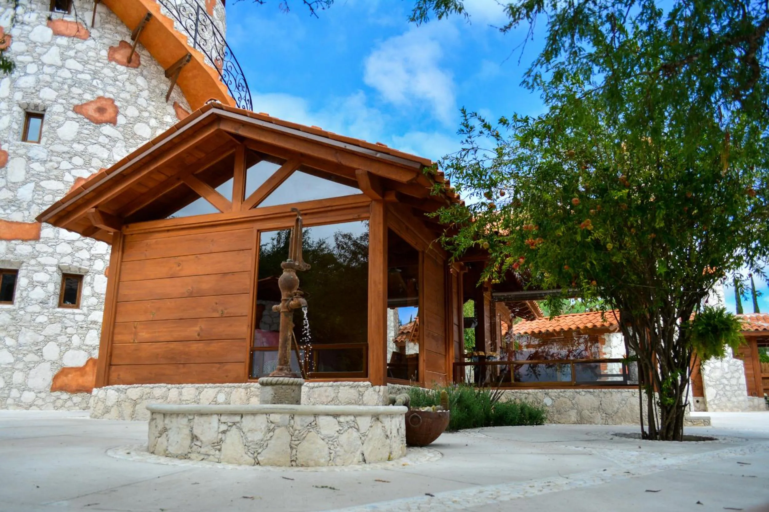 Facade/entrance in Zidada Hotel and Chalets