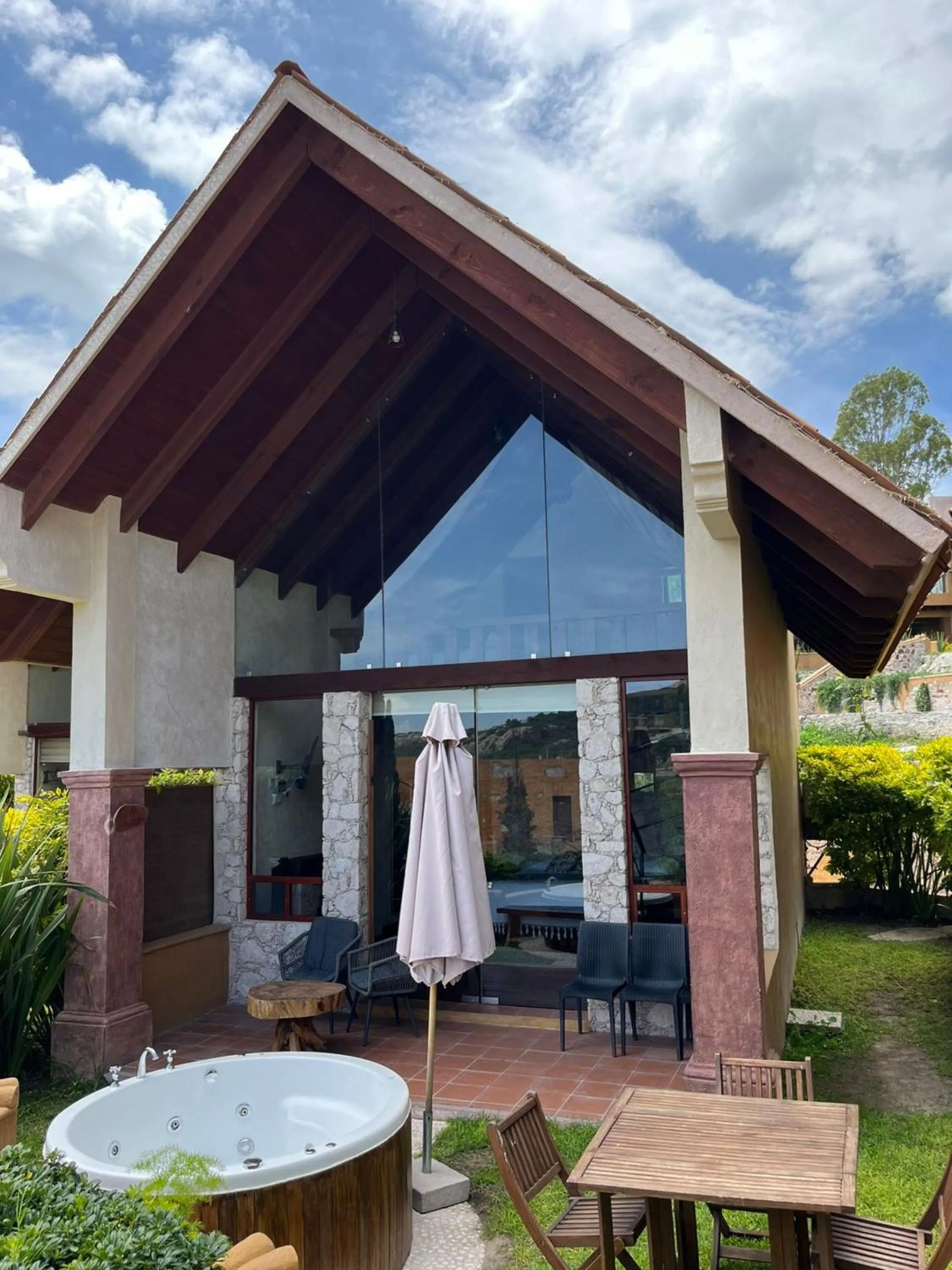 Hot Tub in Zidada Hotel and Chalets