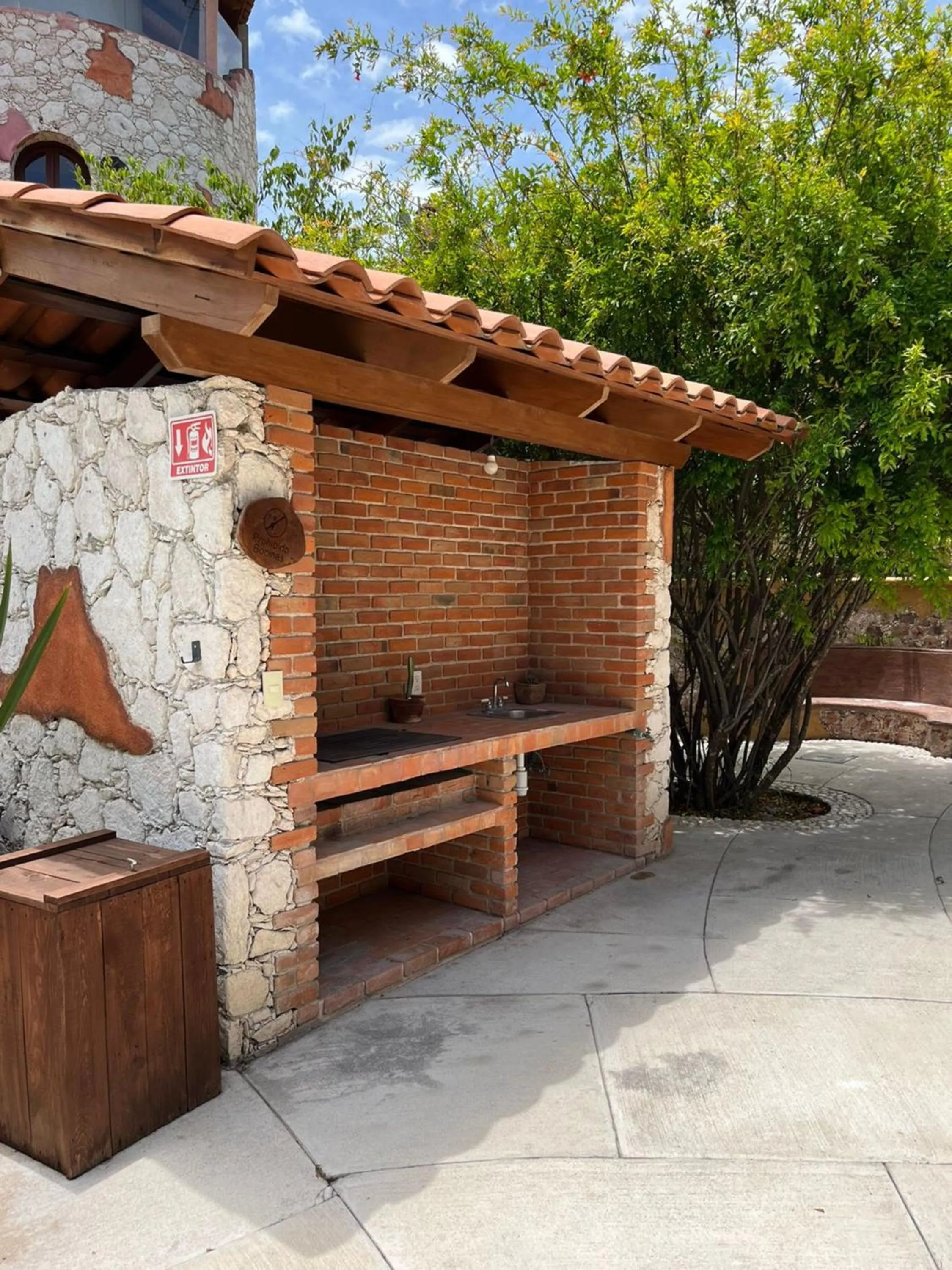BBQ facilities in Zidada Hotel and Chalets