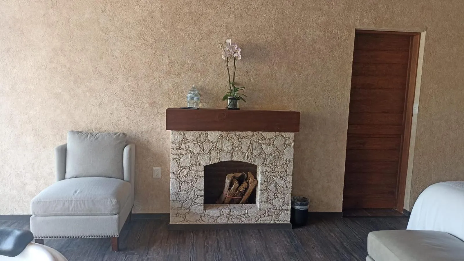 fireplace in Zidada Hotel and Chalets