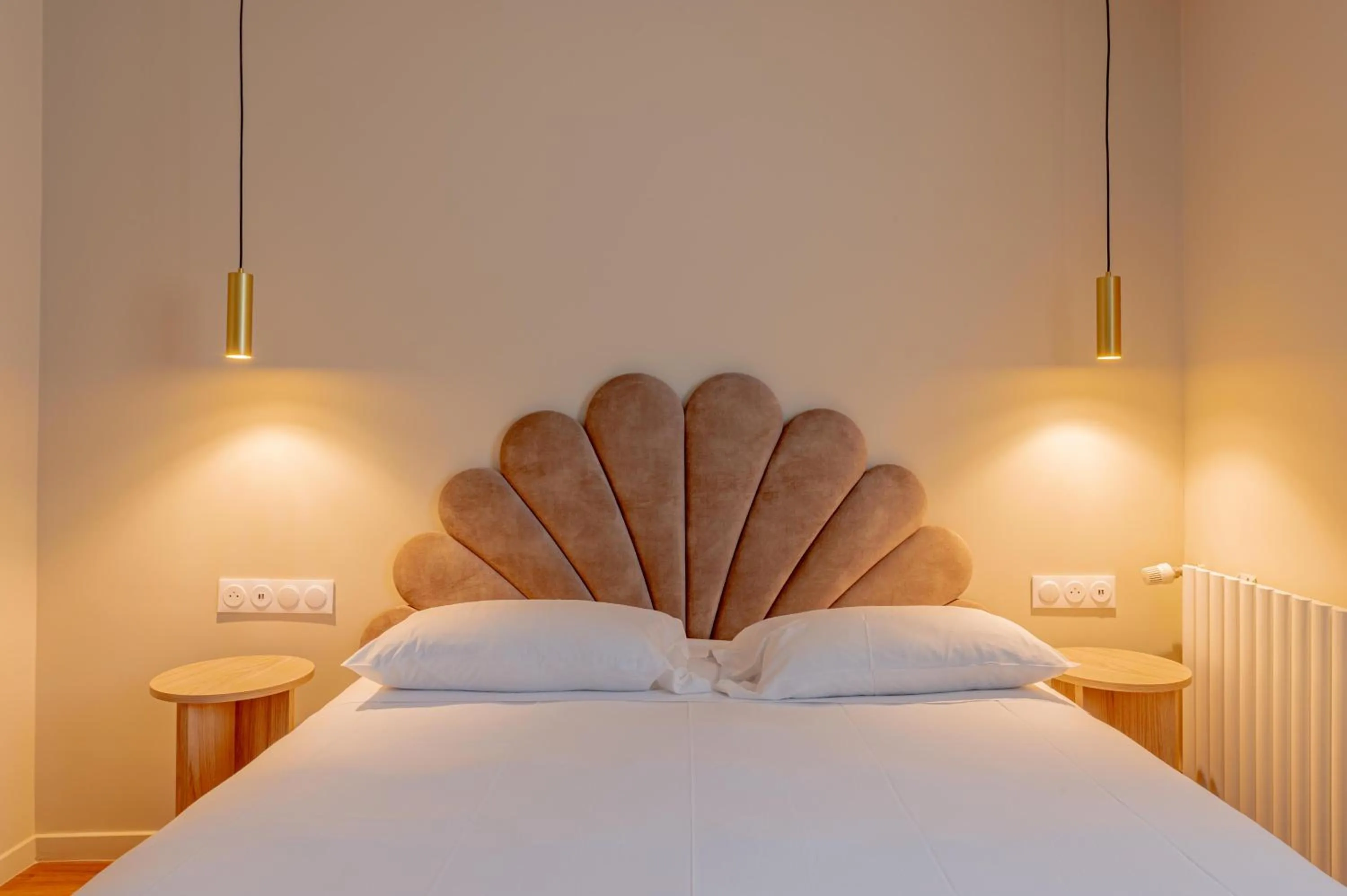 Bed in Grand Hotel Sénia - Paris Orly Airport