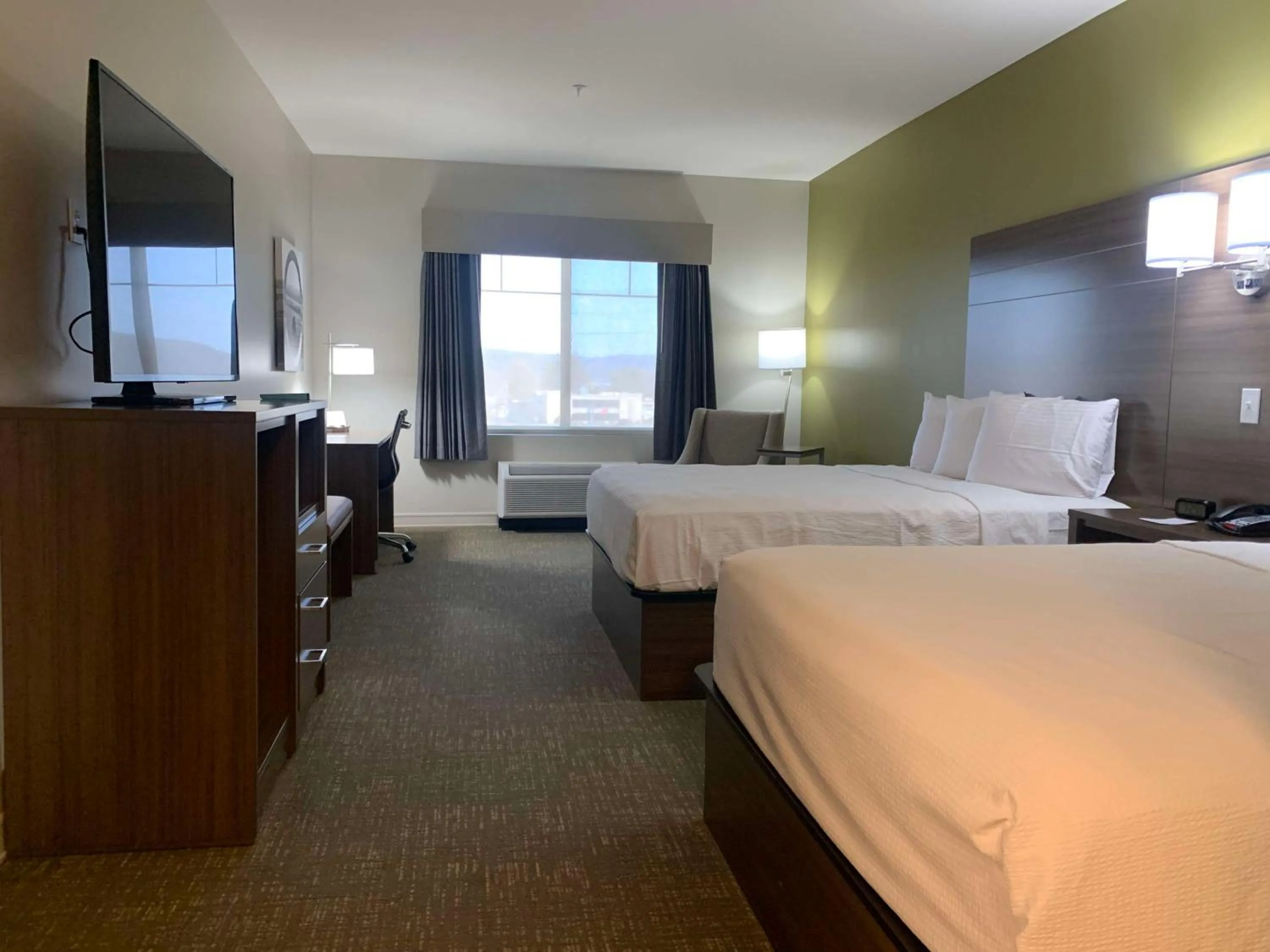 Bedroom, Bed in Best Western Plus Horseheads - Elmira