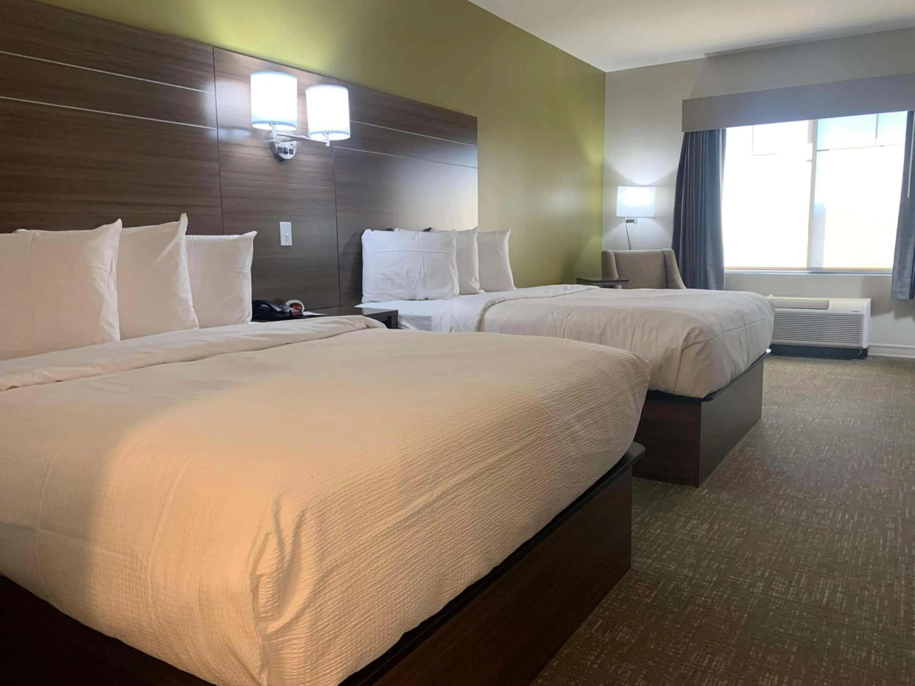 Bedroom, Bed in Best Western Plus Horseheads - Elmira